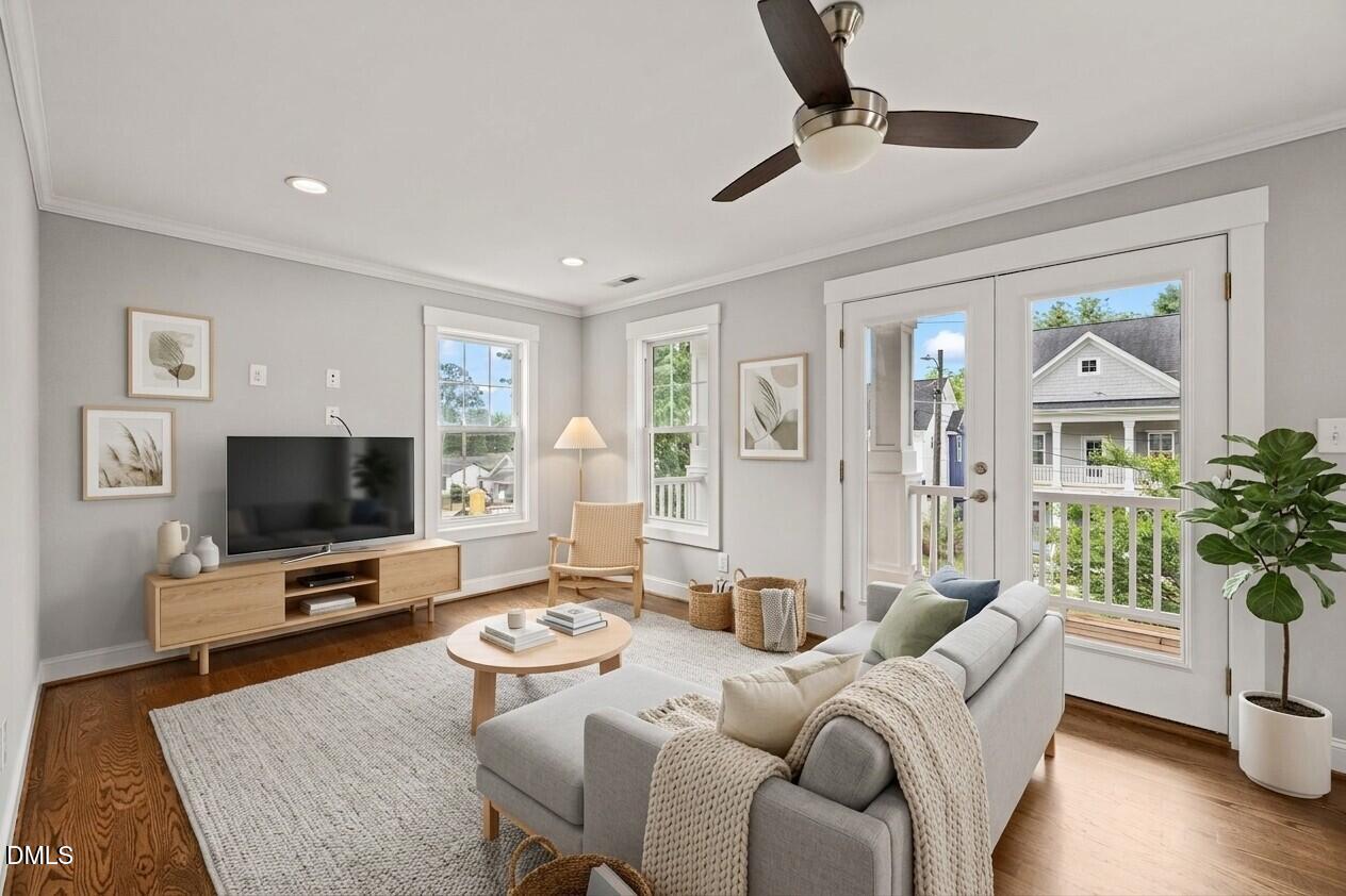 1505 E Jones Street Property Photo 9