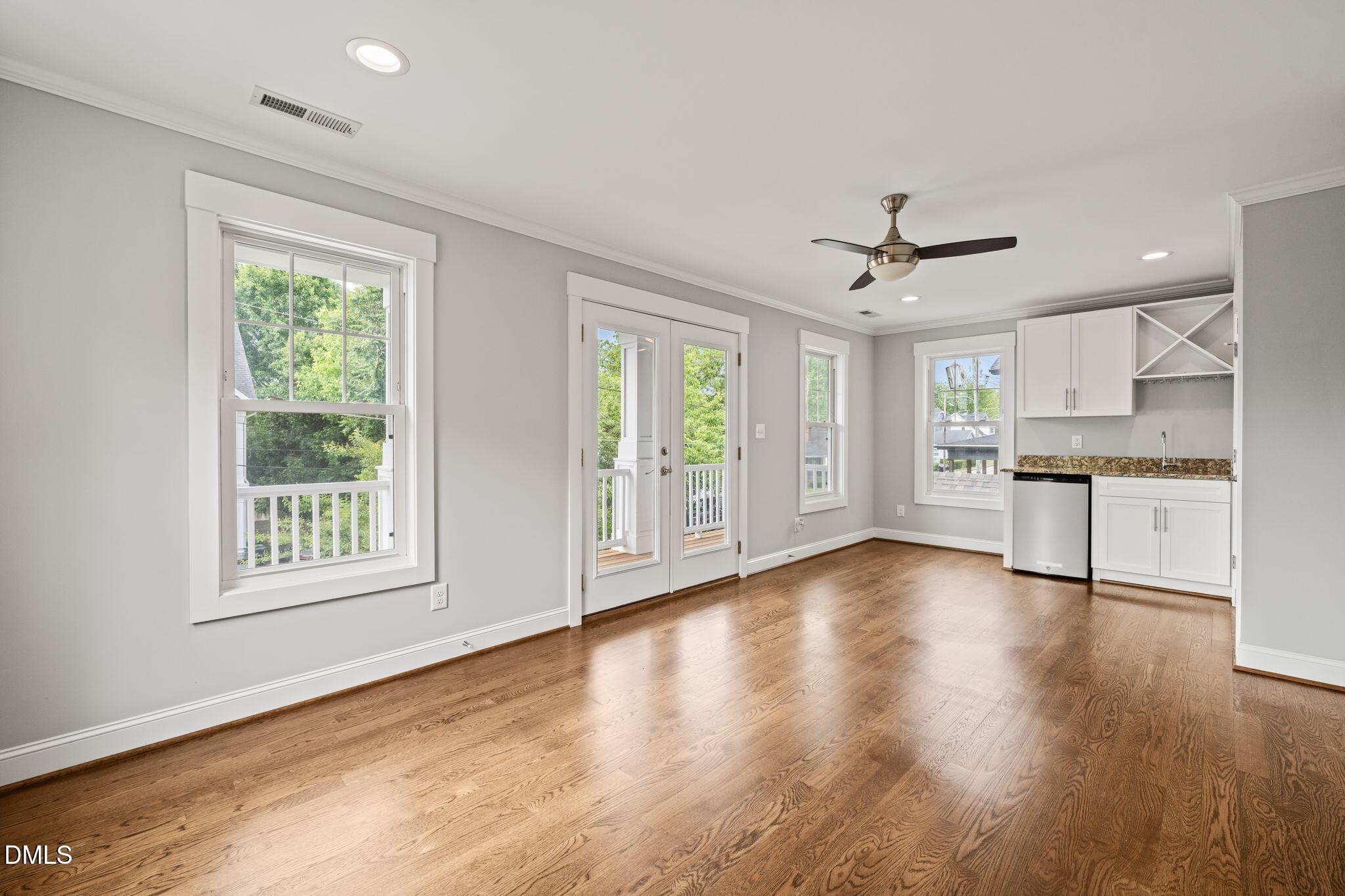 1505 E Jones Street Property Photo 41
