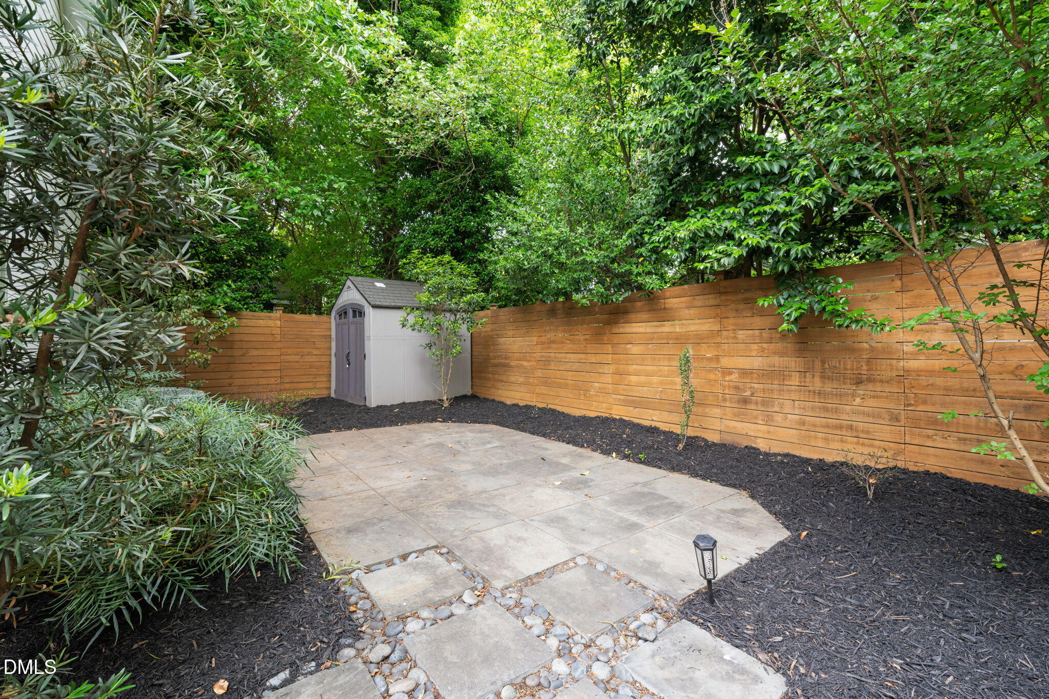 1505 E Jones Street Property Photo 50