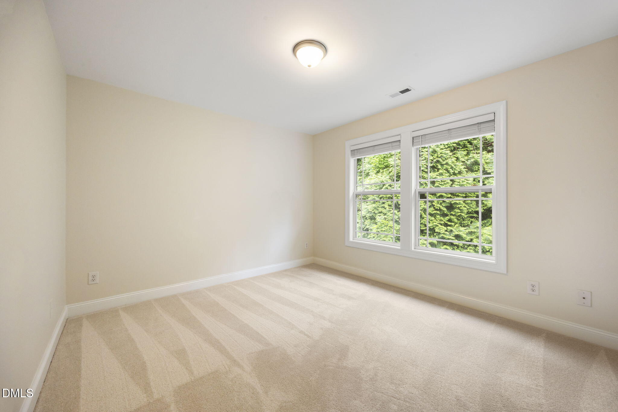 716 Ennis Creek Lane Property Photo 30