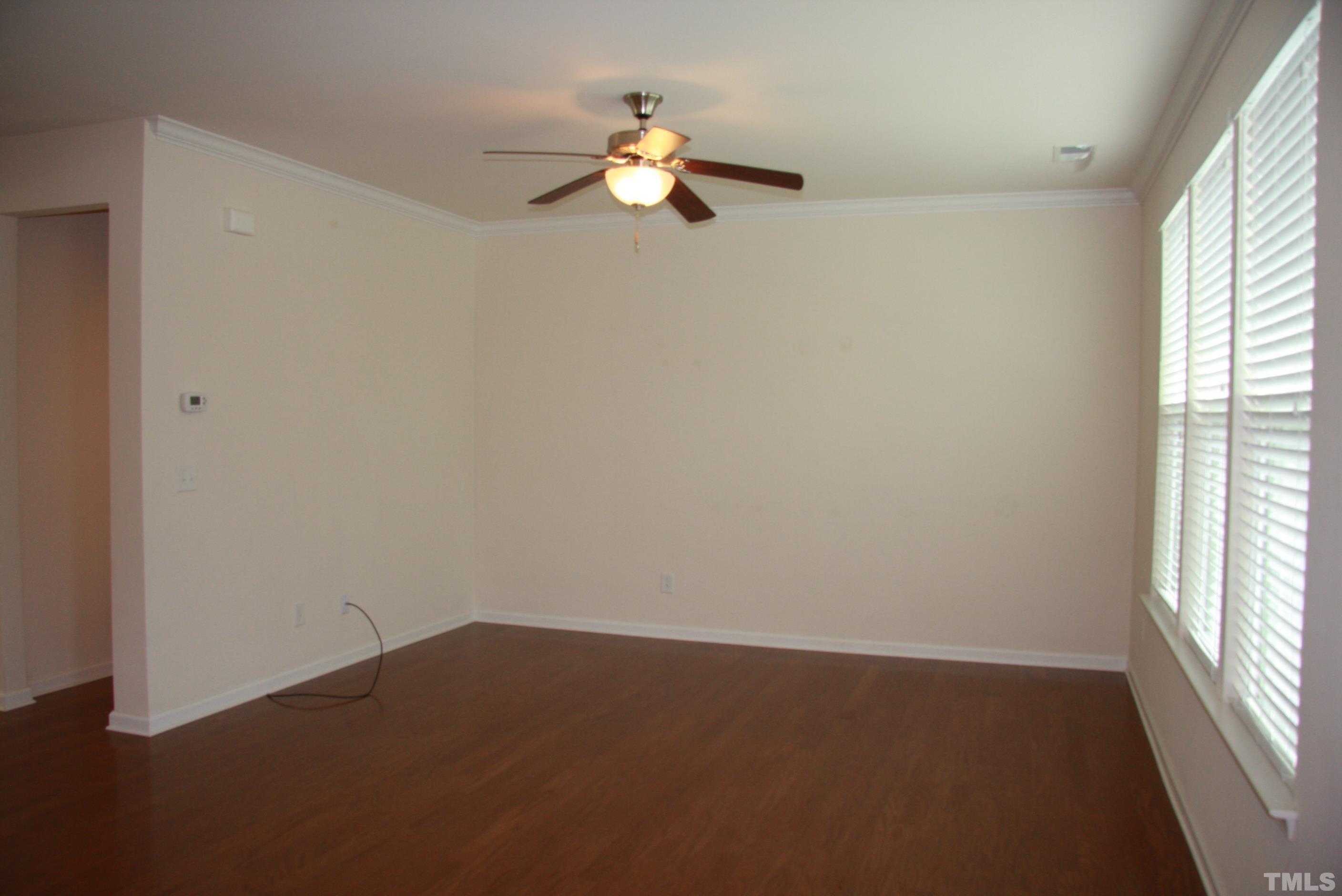 1013 Semora Lane Property Photo 5