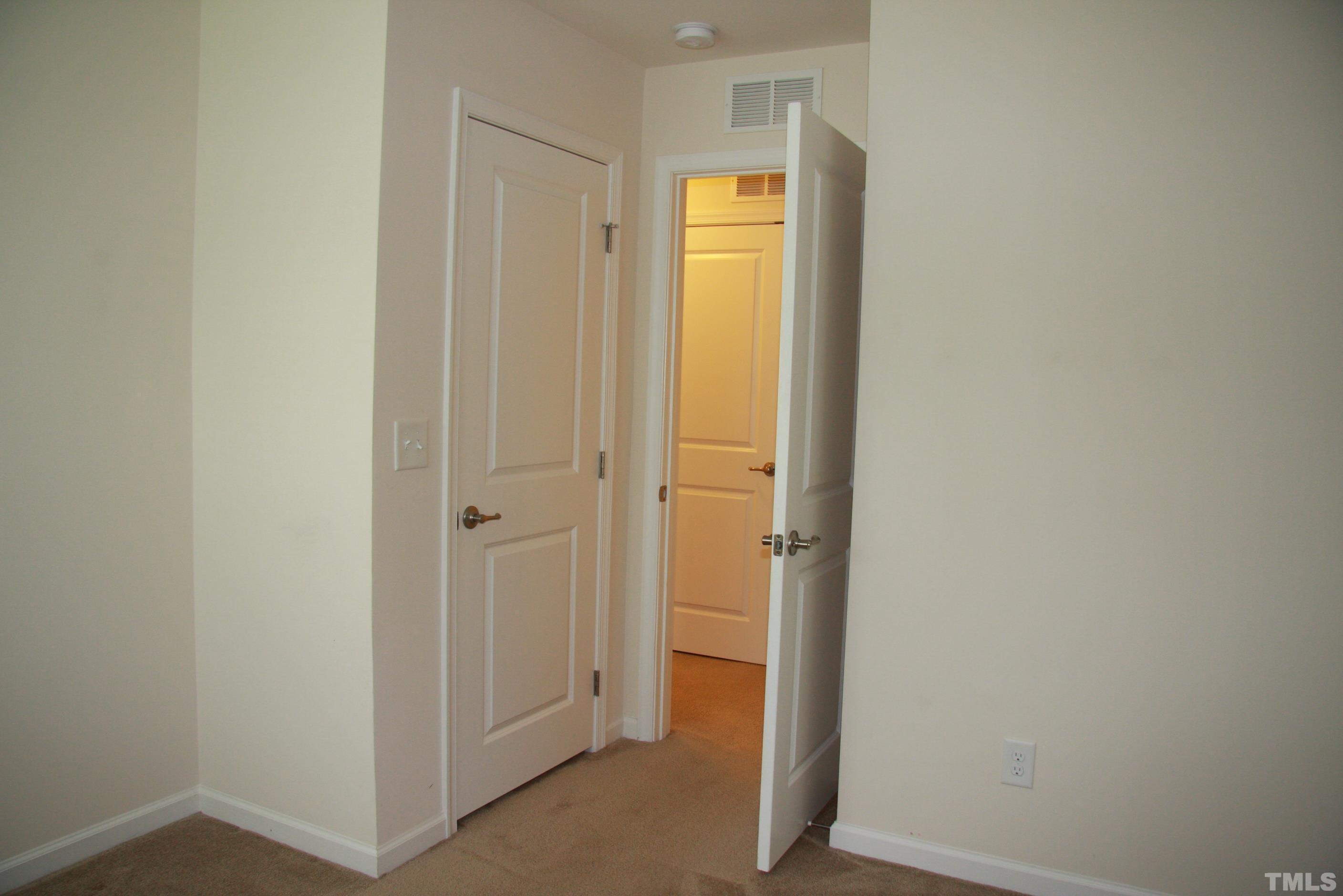 1013 Semora Lane Property Photo 20