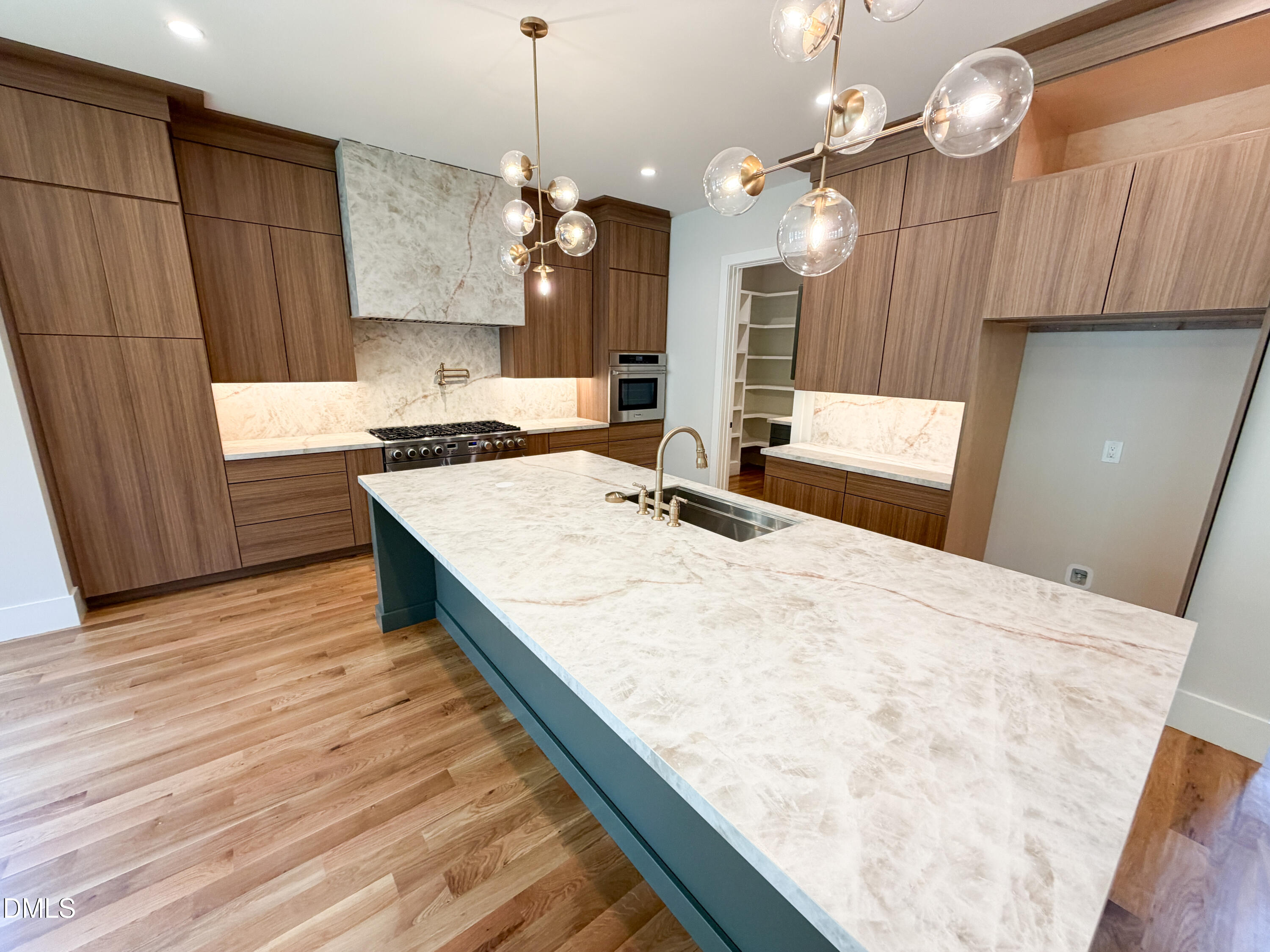 150 Cherry Bark Drive Property Photo 4
