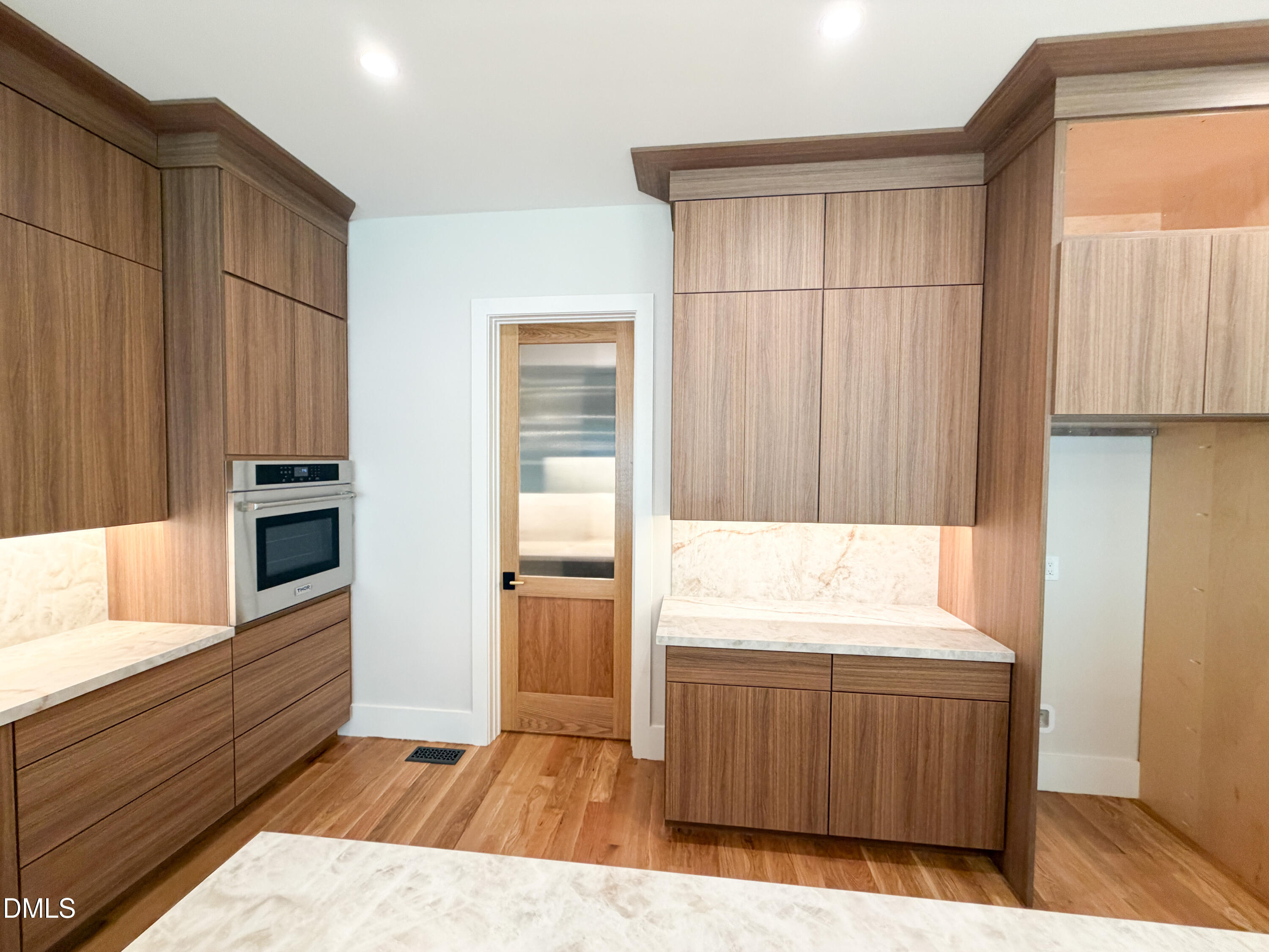 150 Cherry Bark Drive Property Photo 8