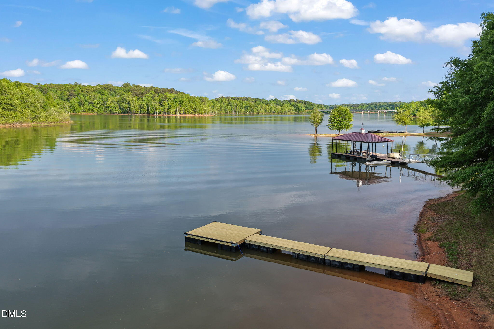 165 Plank Shore Drive Property Photo 3