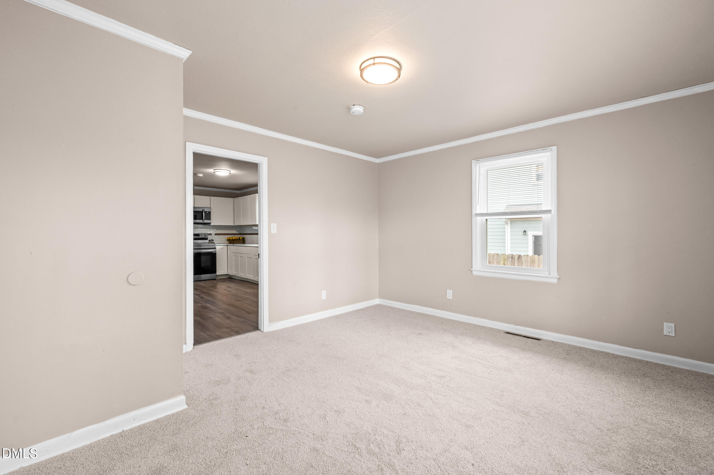 401 Moline Street Property Photo 9