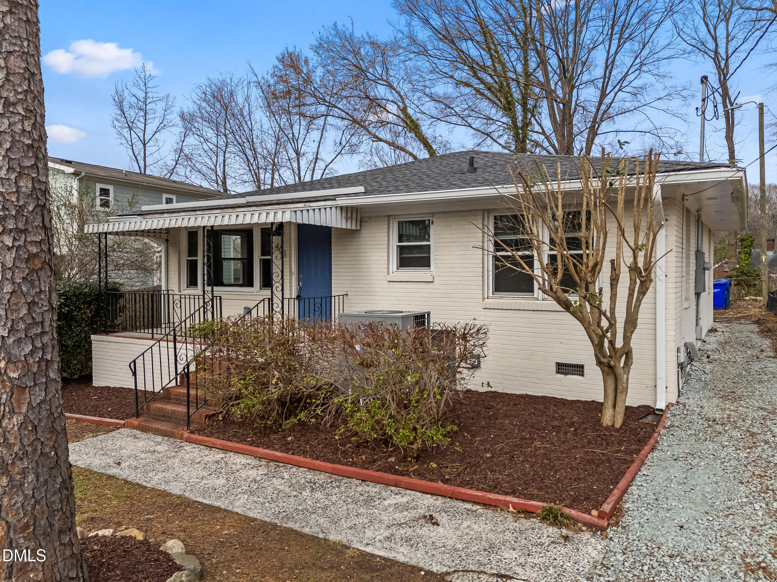 401 Moline Street Property Photo 22