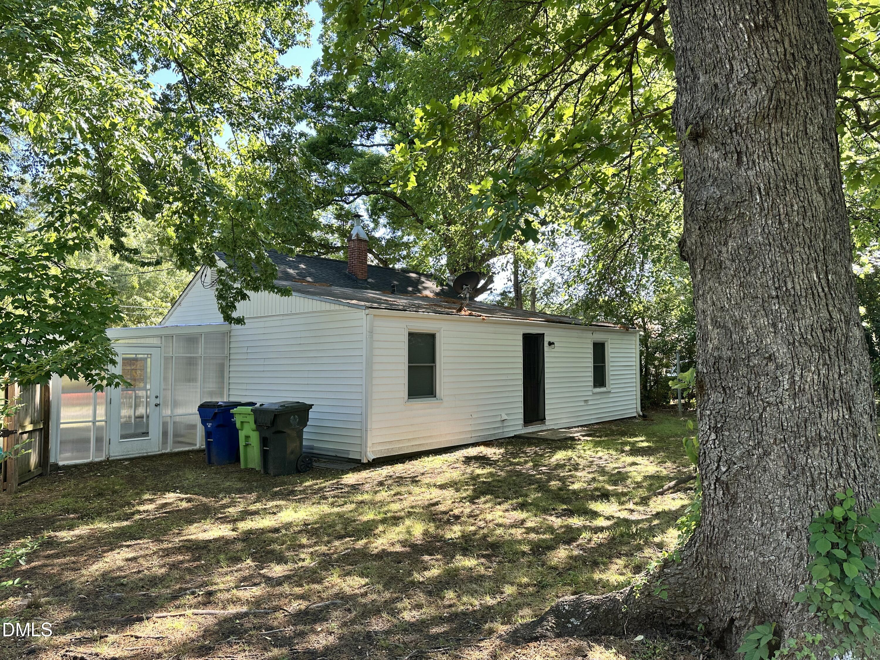 2127 Milburnie Road Property Photo 3