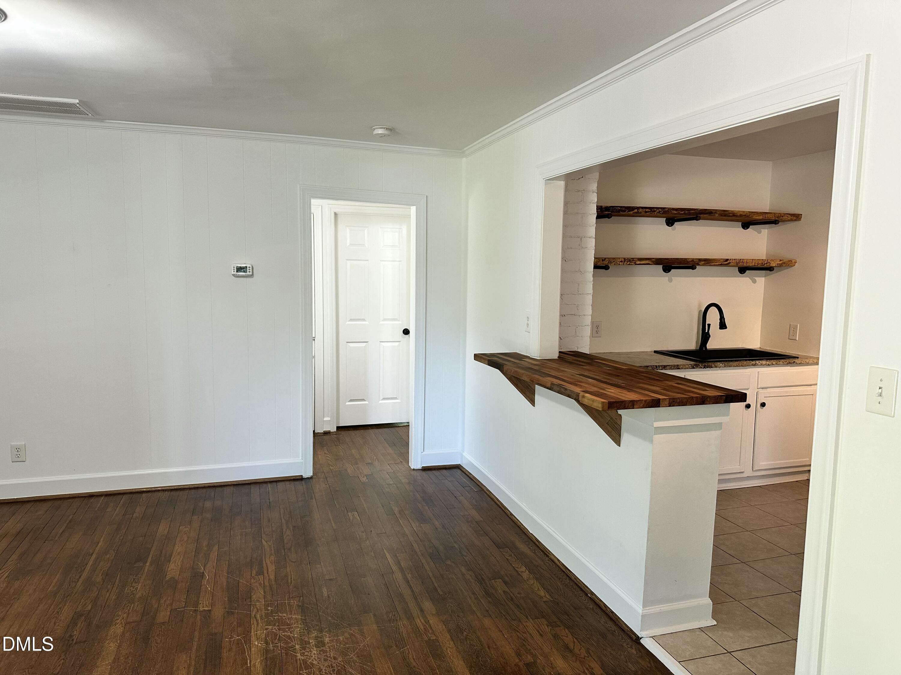 2127 Milburnie Road Property Photo 4