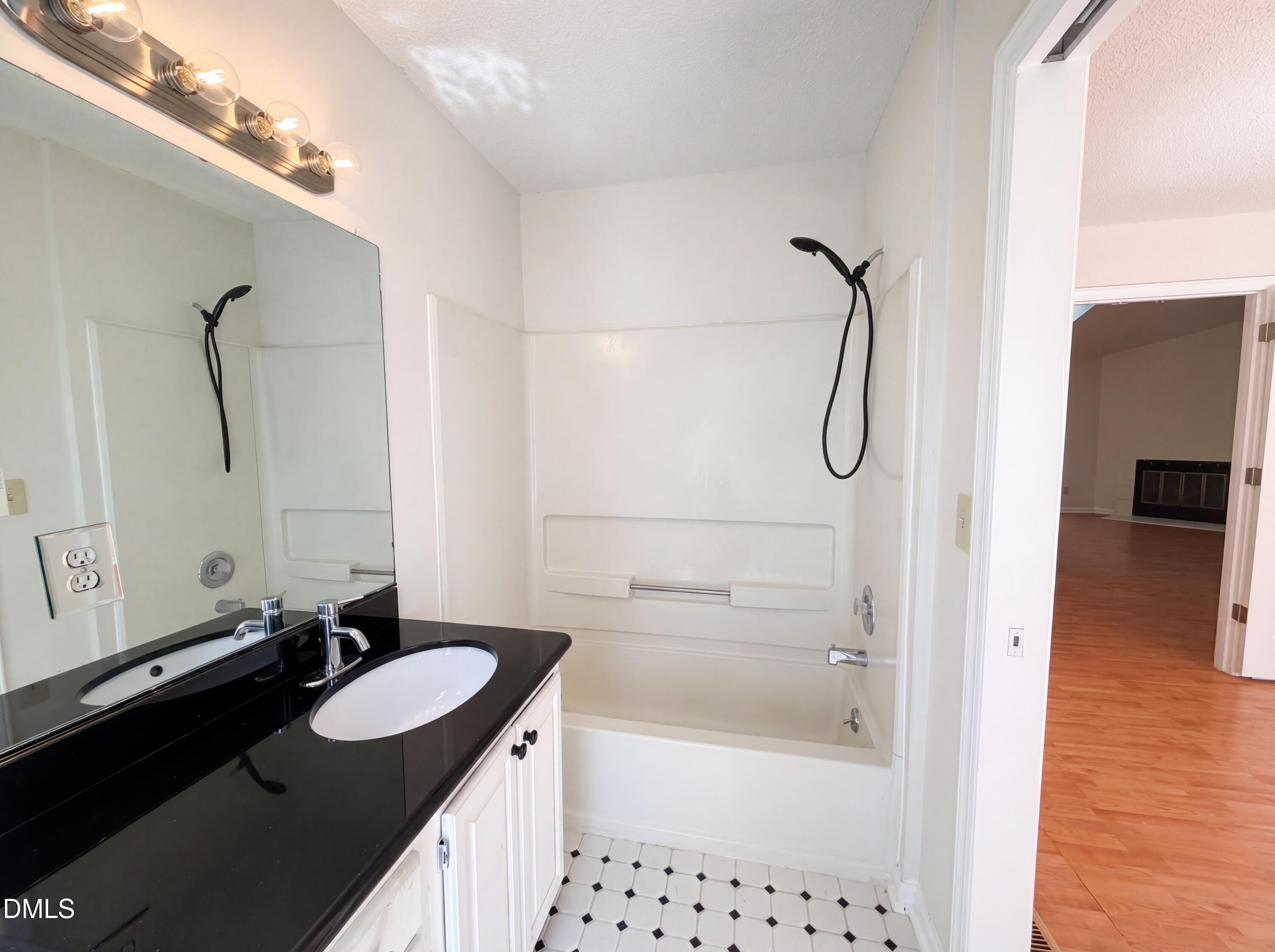 3801 Tyne Drive Property Photo 11