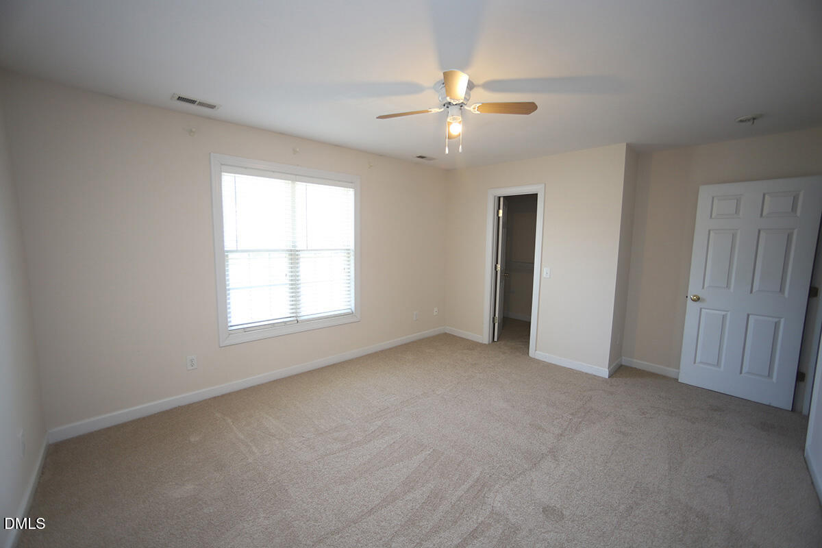 9025 Grassington Way Property Photo 9