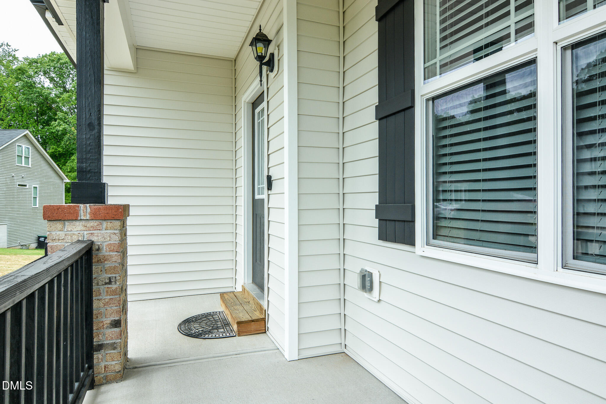 322 Silverleaf Drive Property Photo 5
