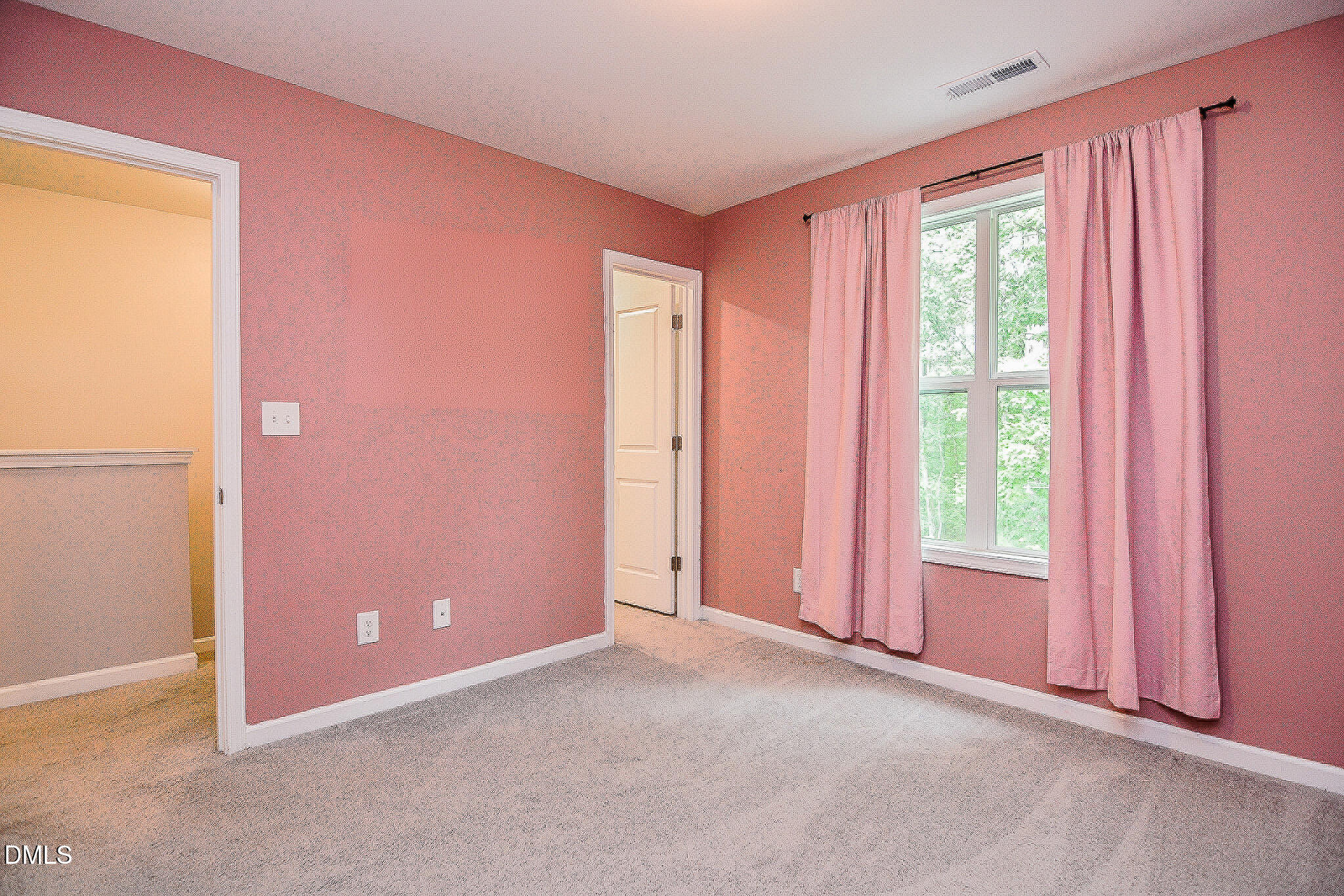 322 Silverleaf Drive Property Photo 28
