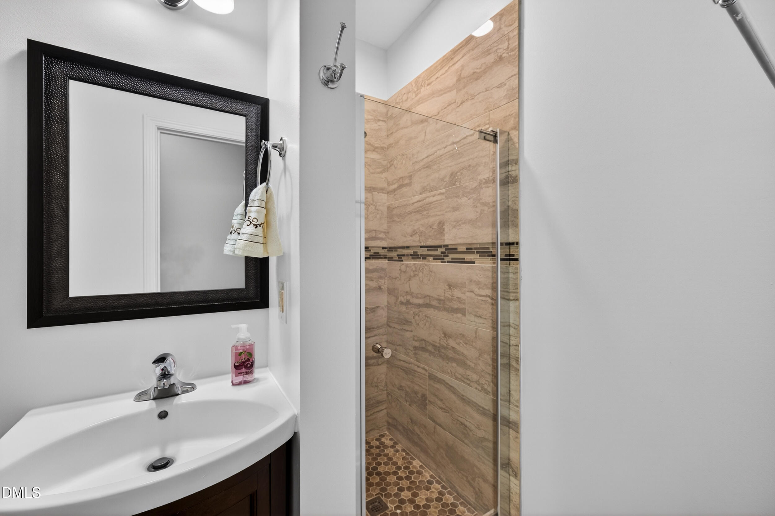 203 Oswego Court Property Photo 17