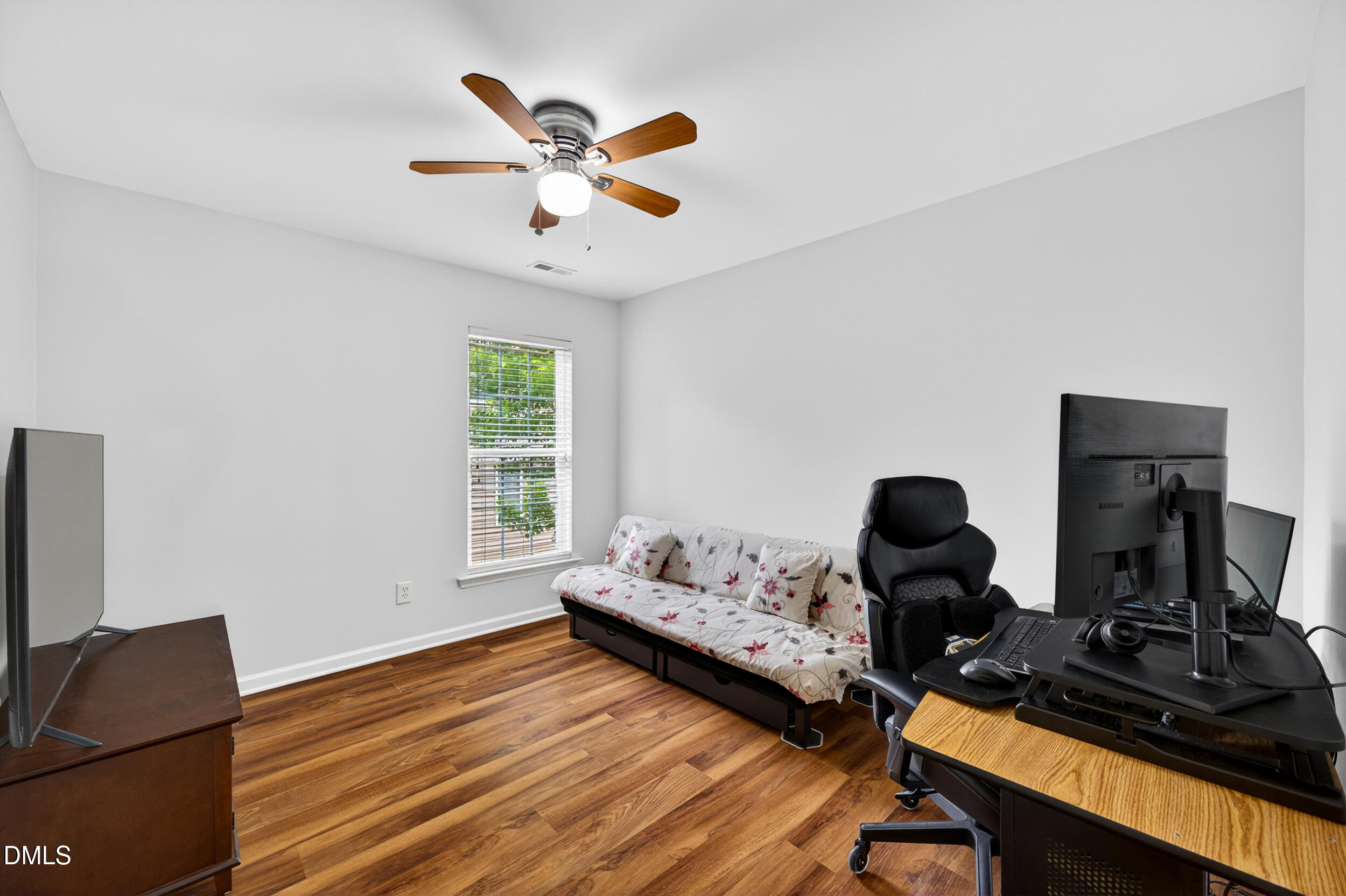 203 Oswego Court Property Photo 22