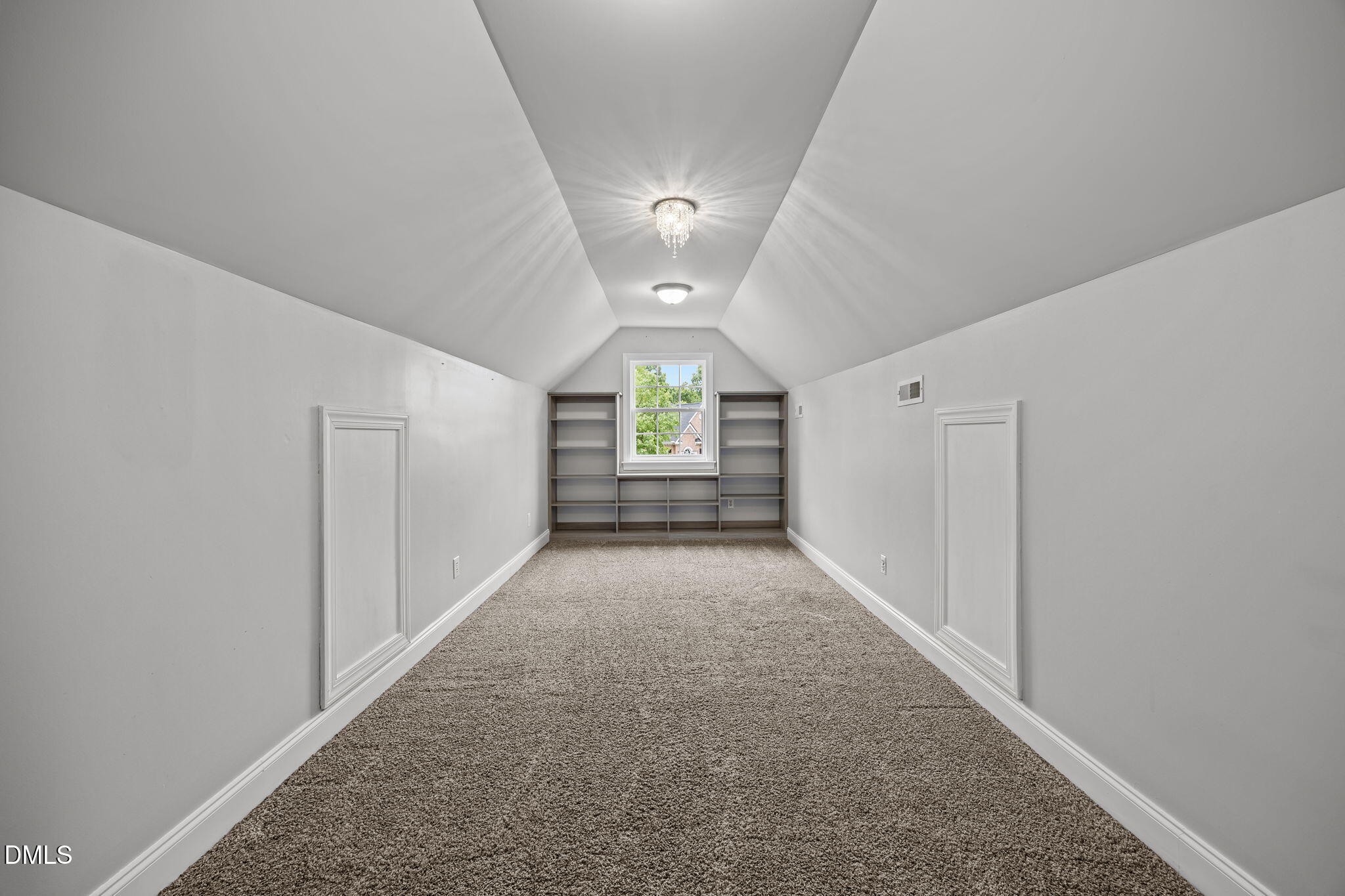 2601 Dun Loring Drive Property Photo 32