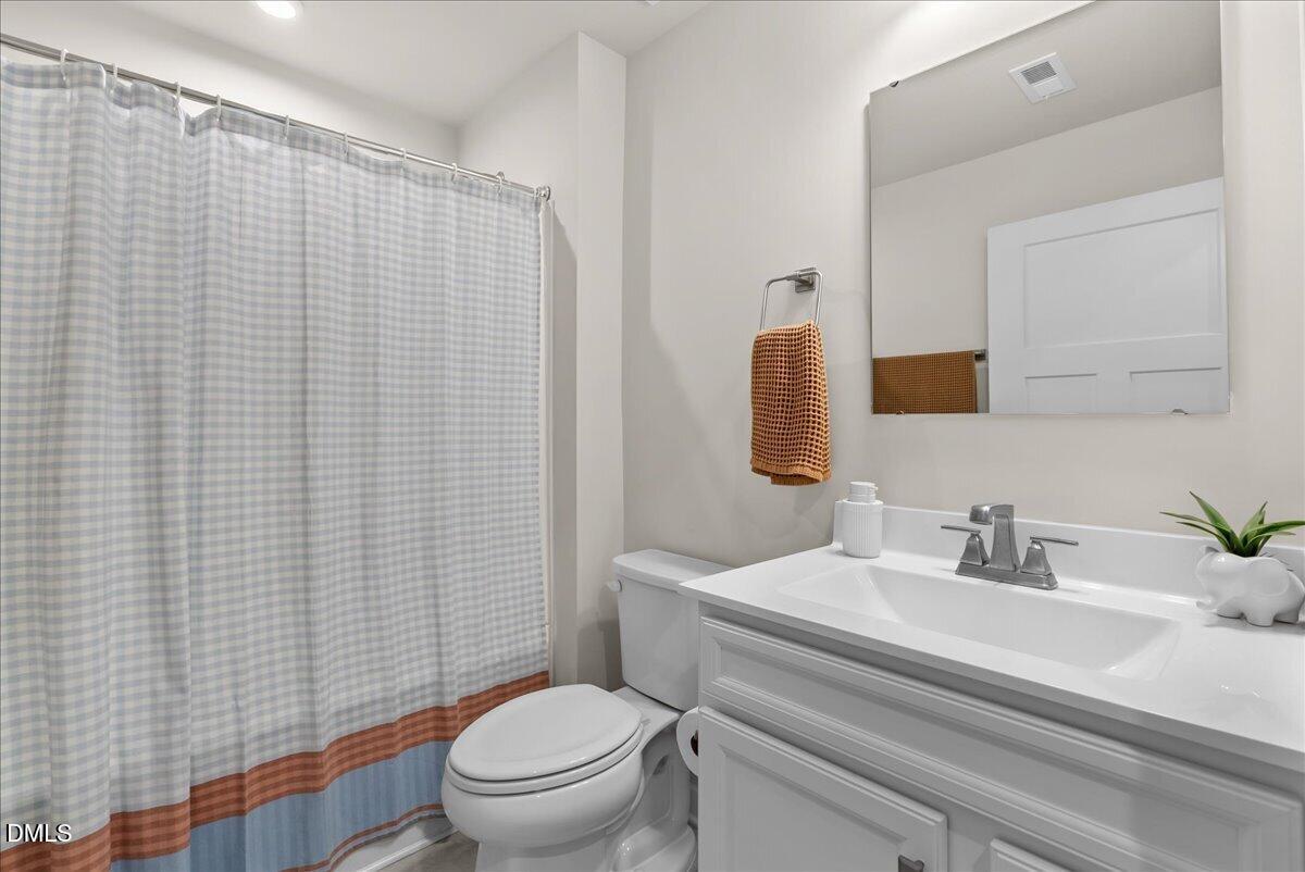 656 Holly Bluff Street Property Photo 13