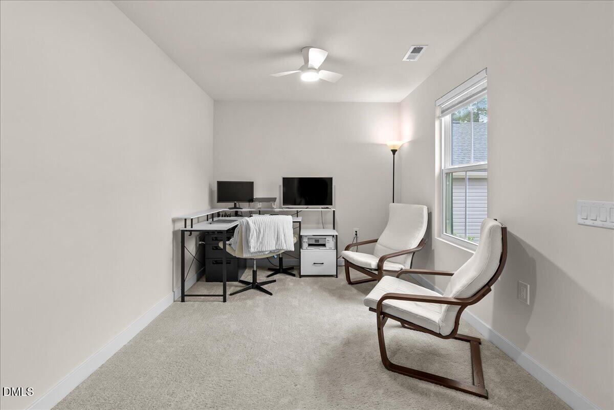 656 Holly Bluff Street Property Photo 14