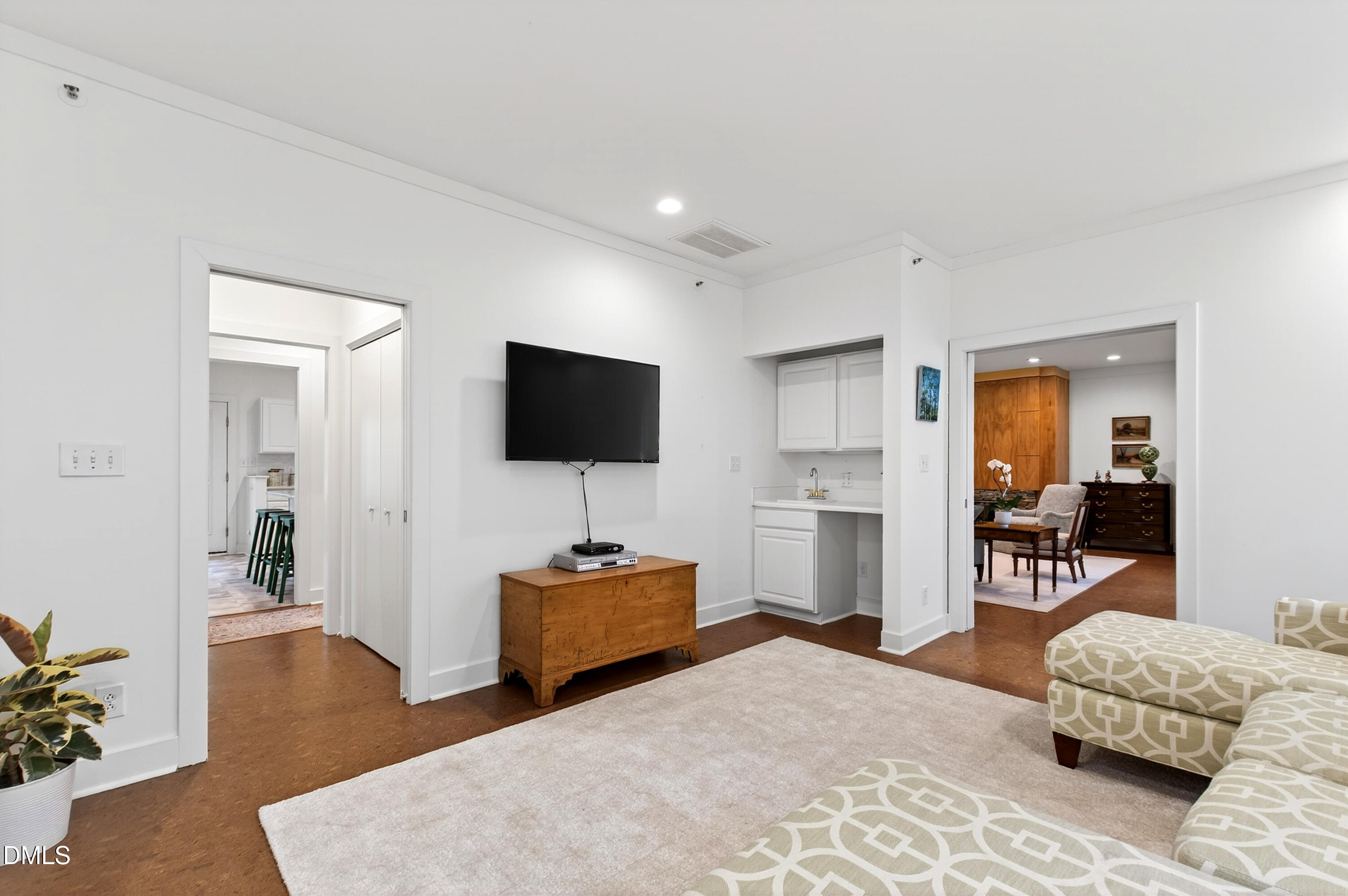 100 Edenburgh Road 201 Property Photo 27