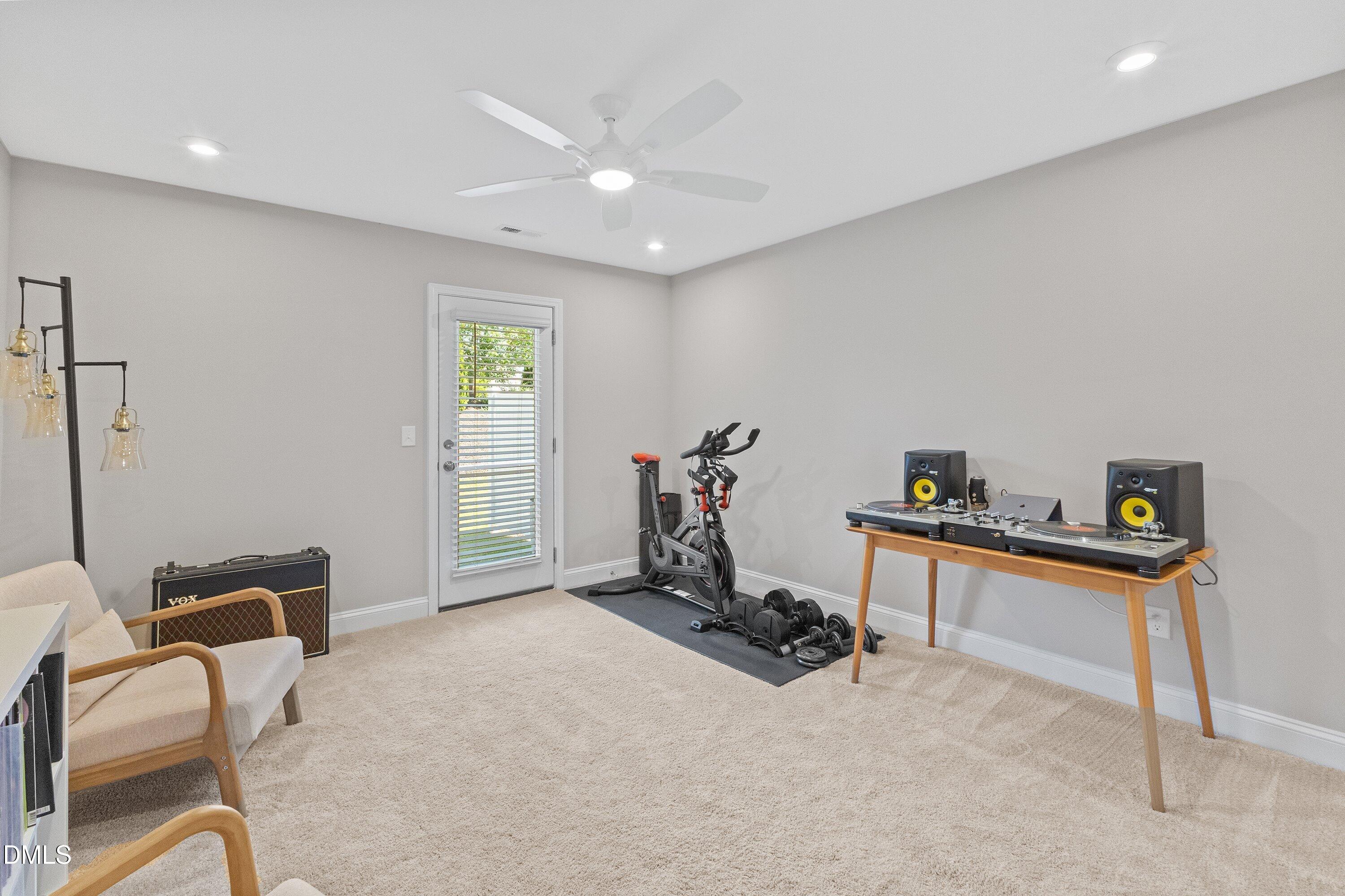 1307 Canary Pepper Drive Property Photo 4