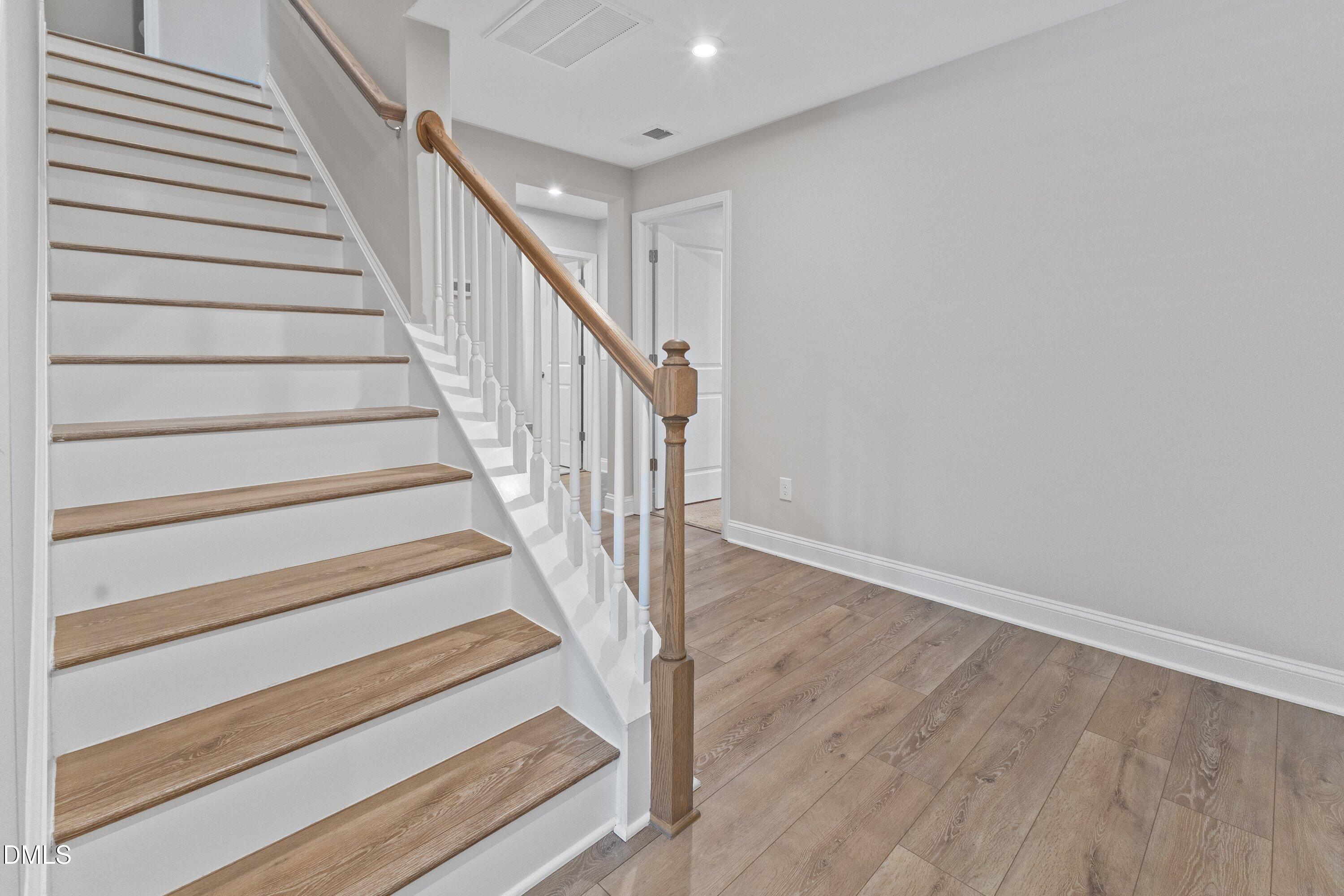 1307 Canary Pepper Drive Property Photo 6