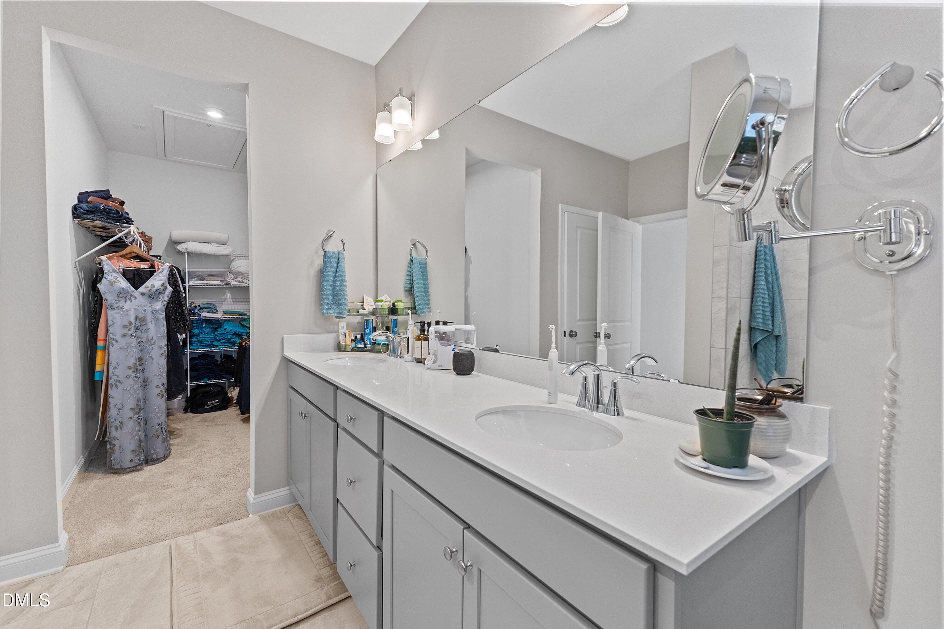 1307 Canary Pepper Drive Property Photo 23