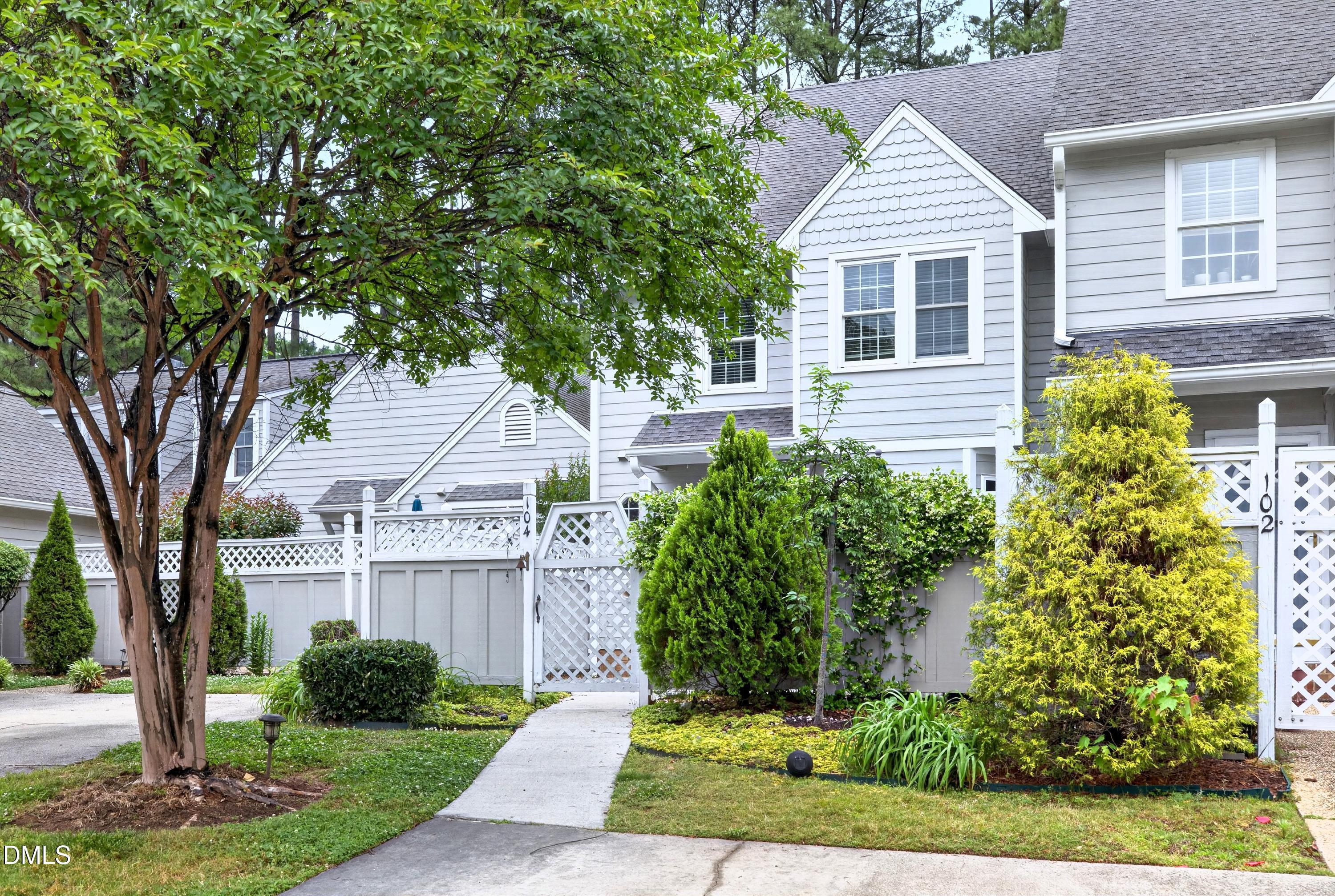 104 Spring Cove Drive Property Photo 1
