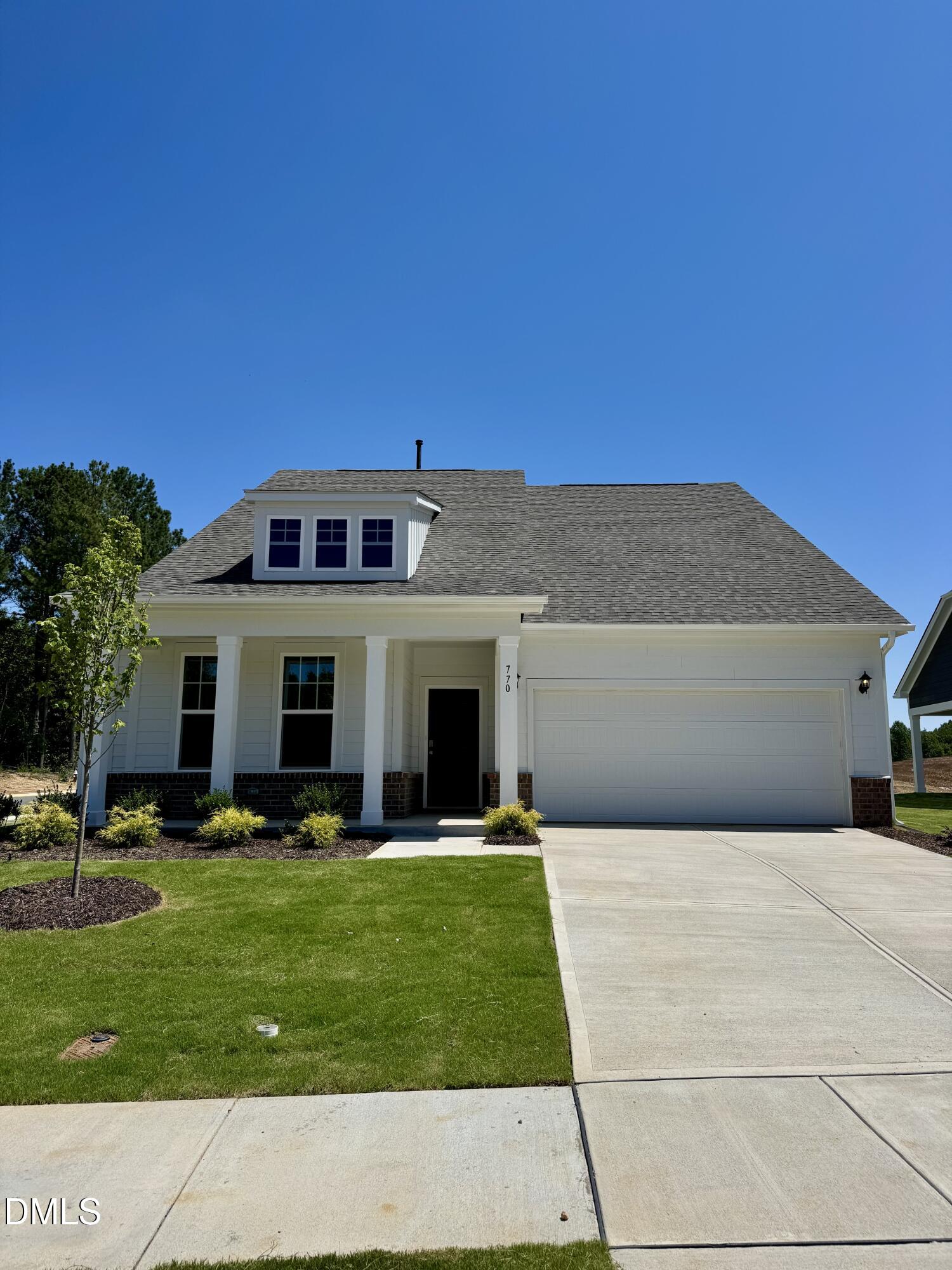 770 Circle Drive Property Photo 1