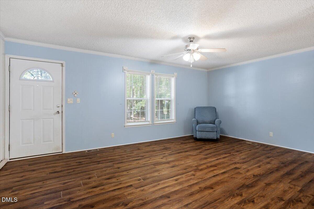 2012 Coachman Court Property Photo 6