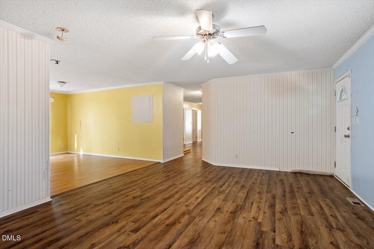 2012 Coachman Court Property Photo 9