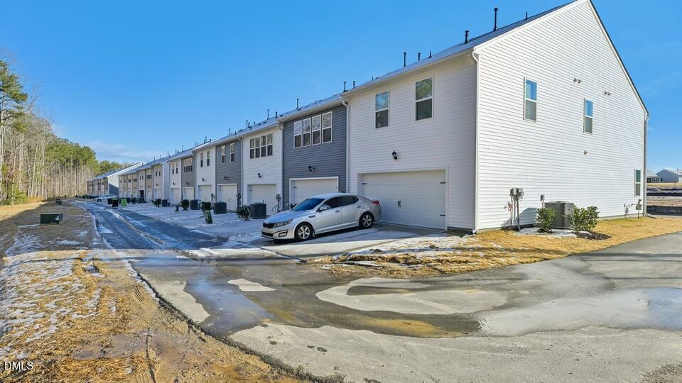 915 Sculptor Street Property Photo 36