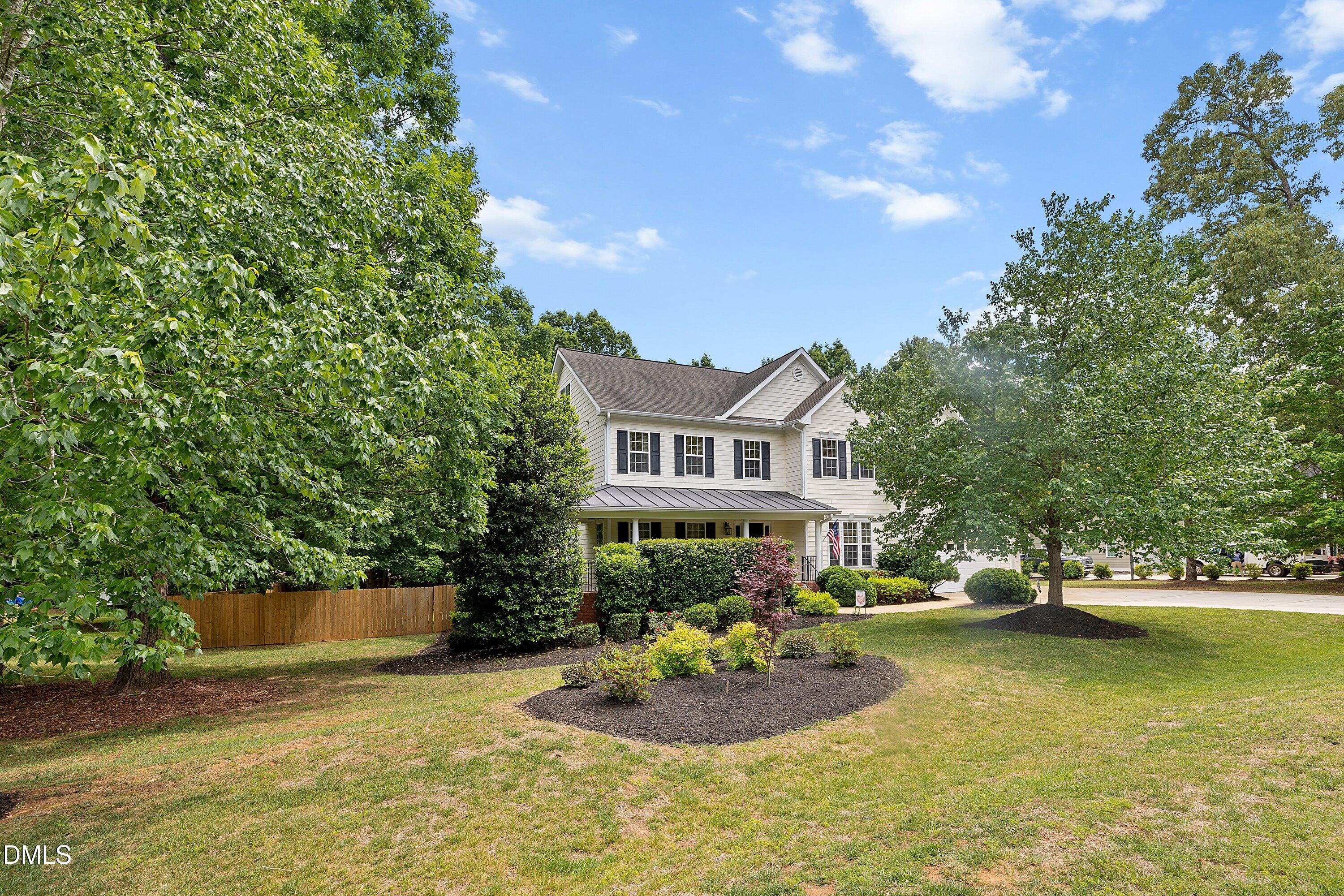7604 Kensington Manor Lane Property Photo 4