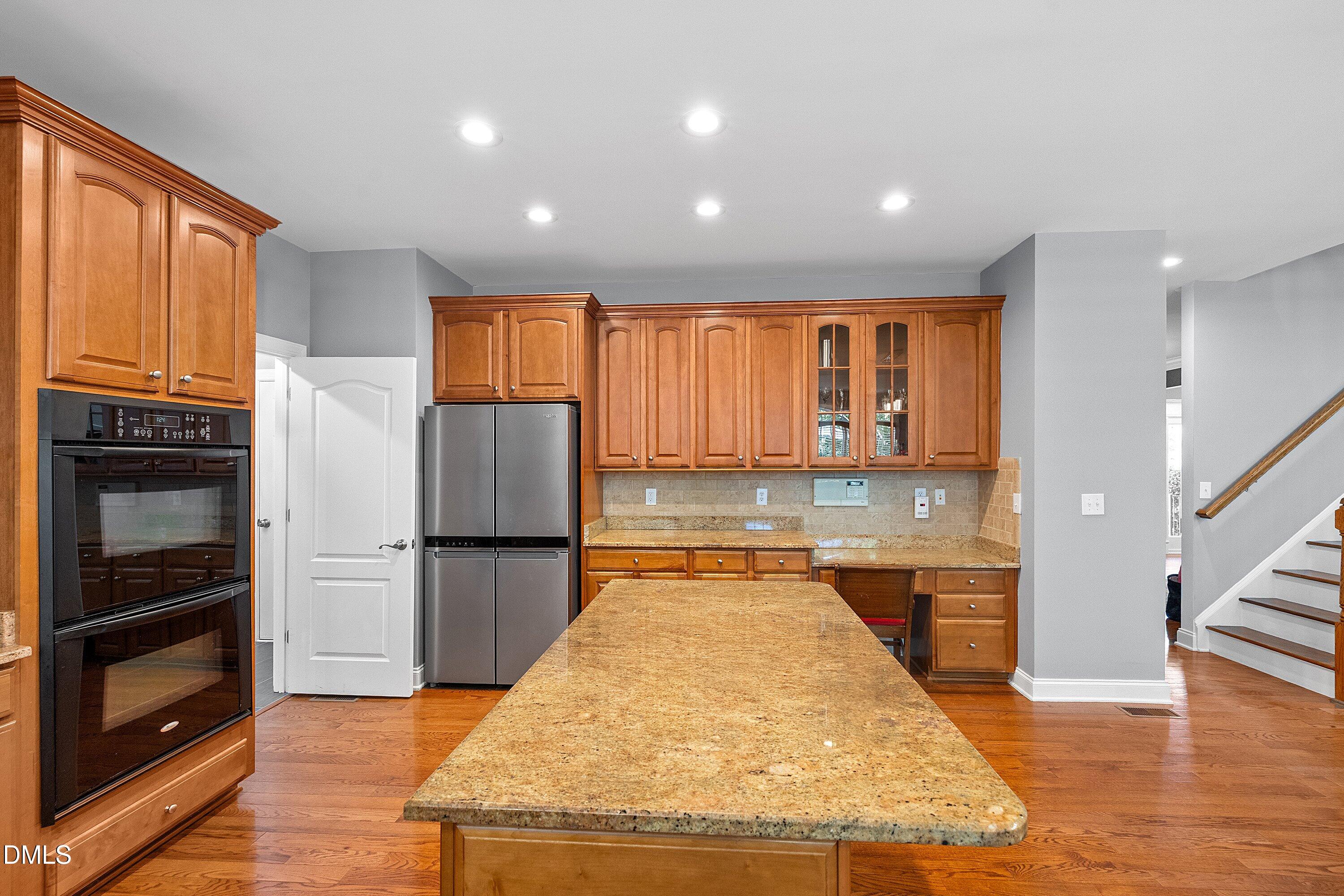 7604 Kensington Manor Lane Property Photo 29