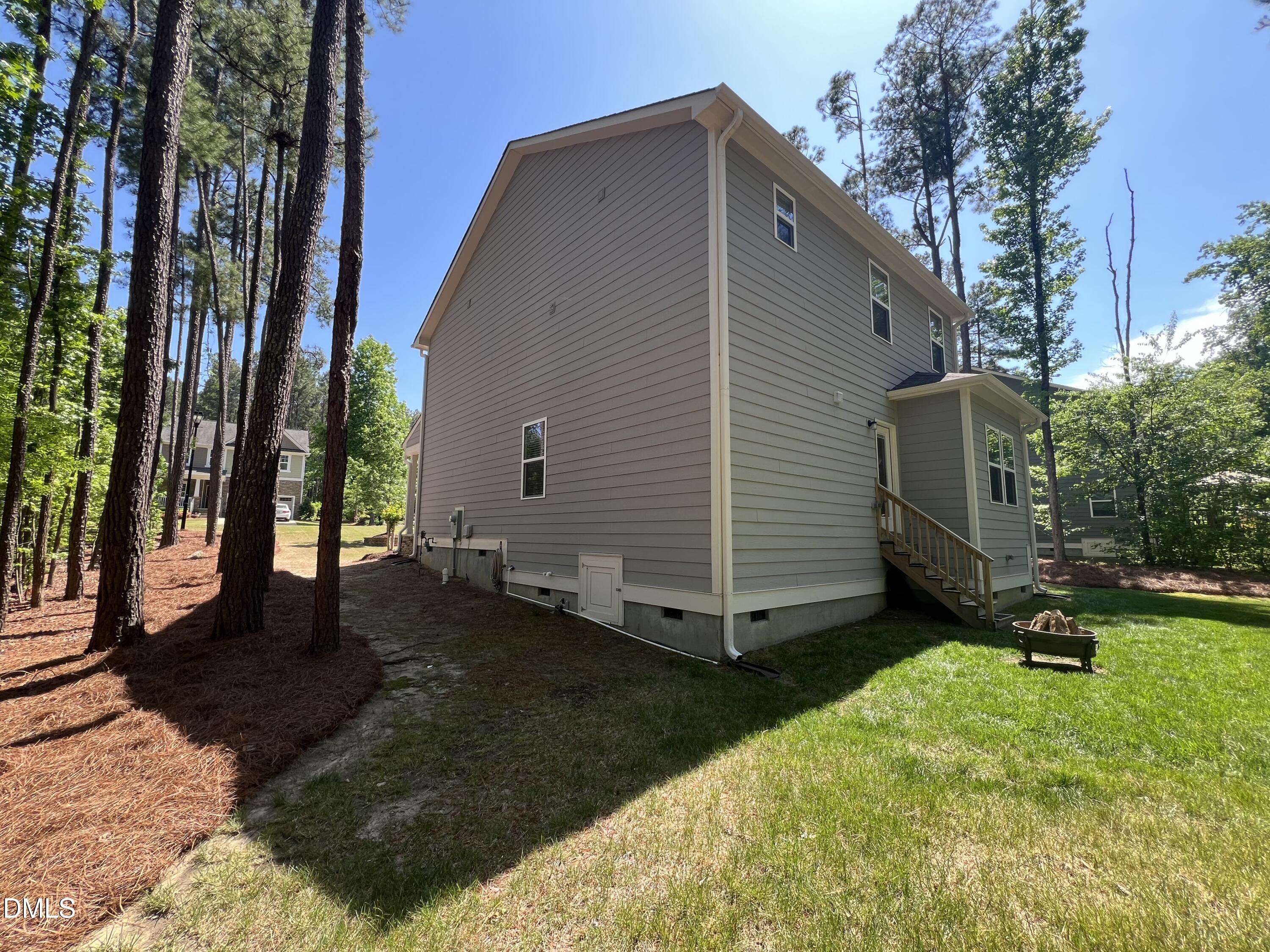 648 Rockbank Loop Property Photo 12