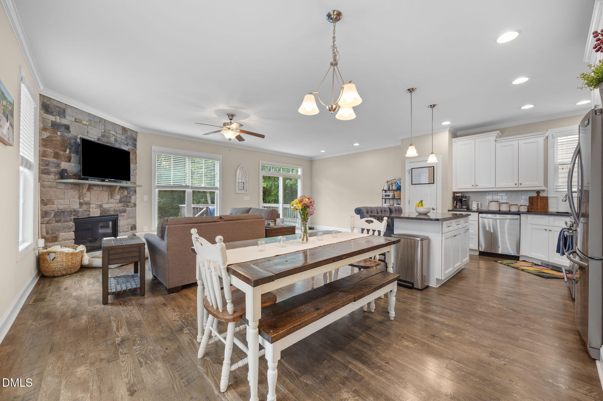 208 Log Pond Court Property Photo 4