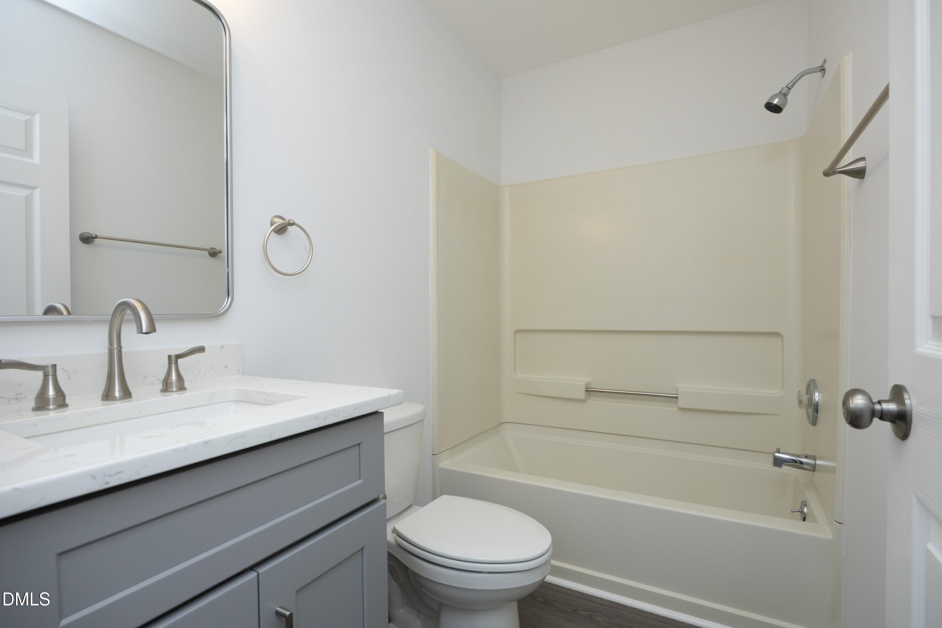 1512 E Lane Street Property Photo 20