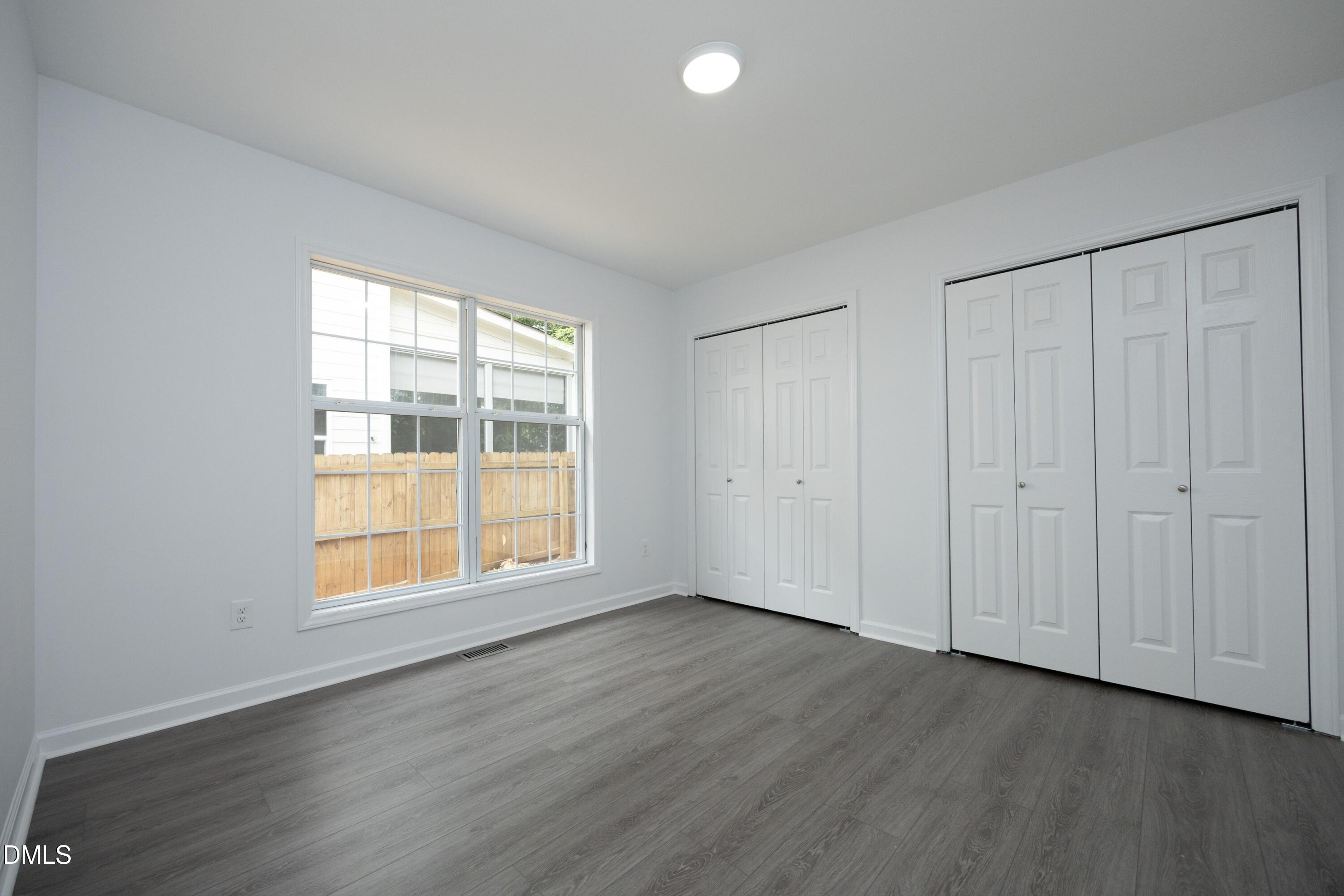 1512 E Lane Street Property Photo 22