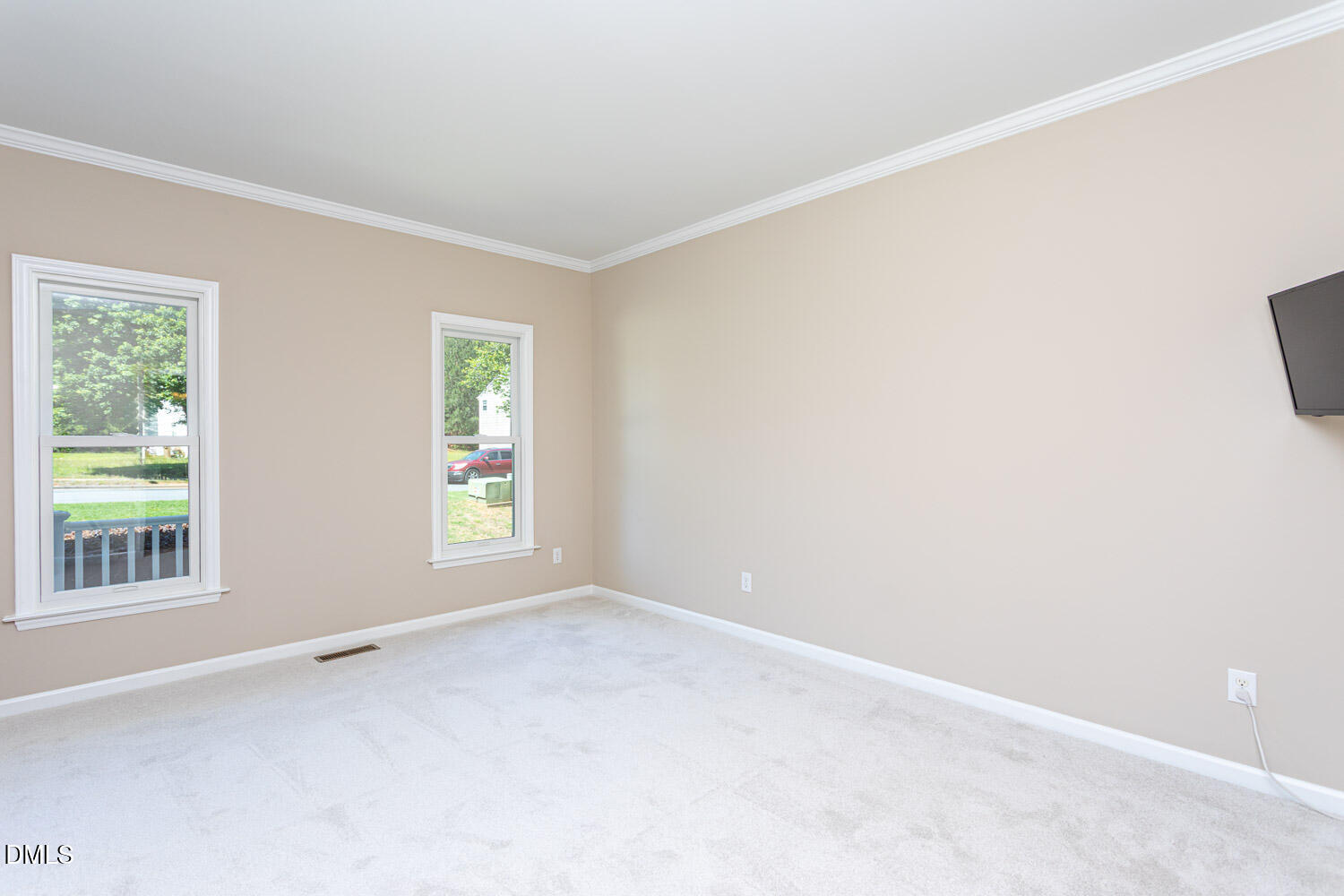 1324 Arbor Greene Drive Property Photo 12