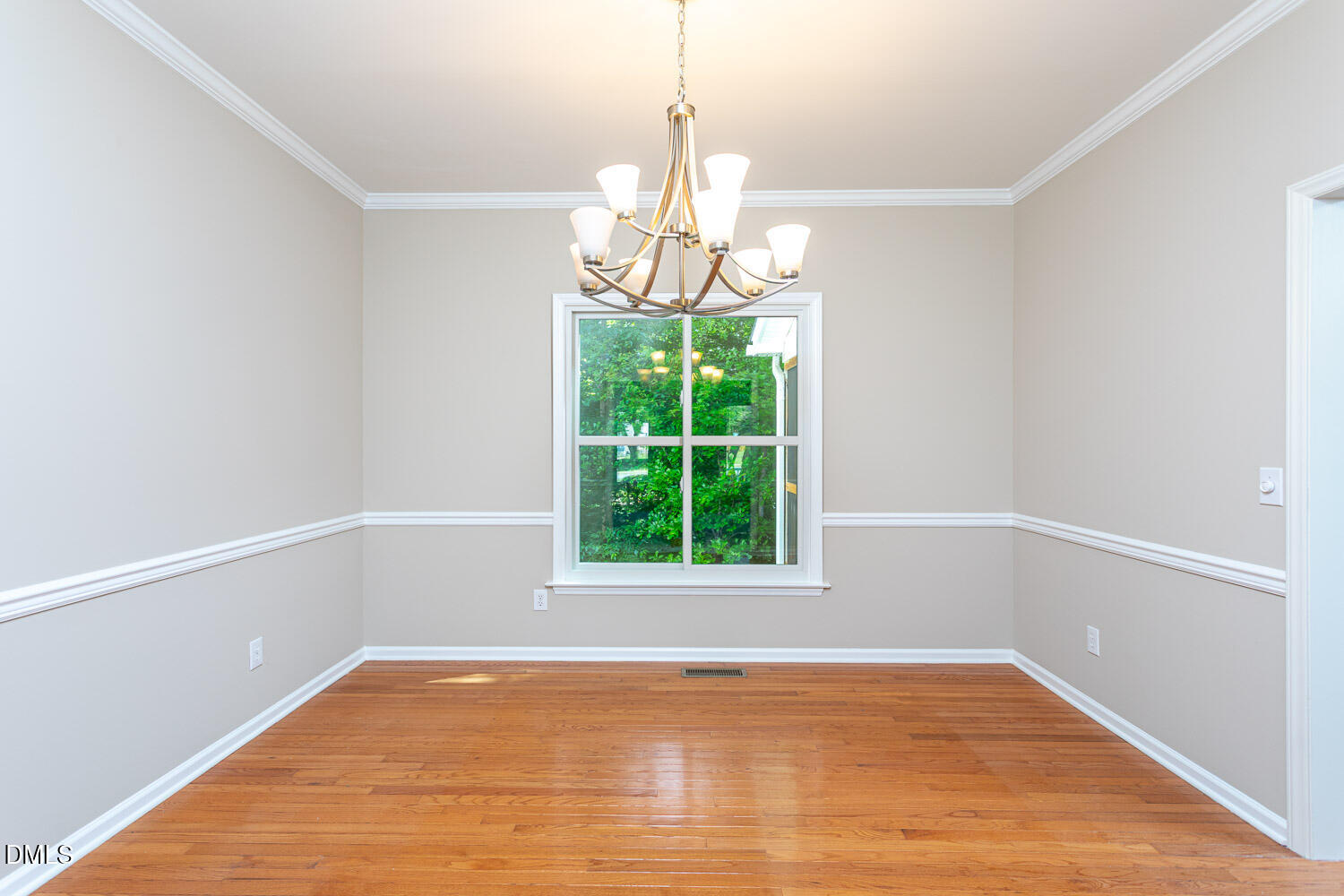 1324 Arbor Greene Drive Property Photo 13