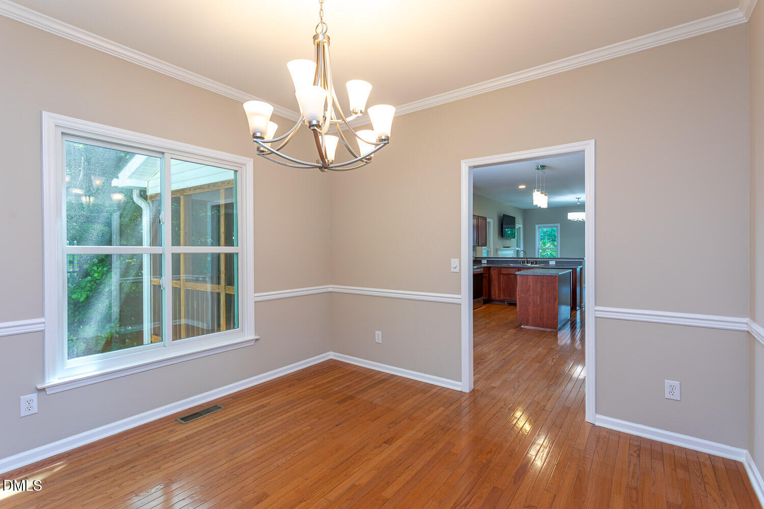 1324 Arbor Greene Drive Property Photo 15