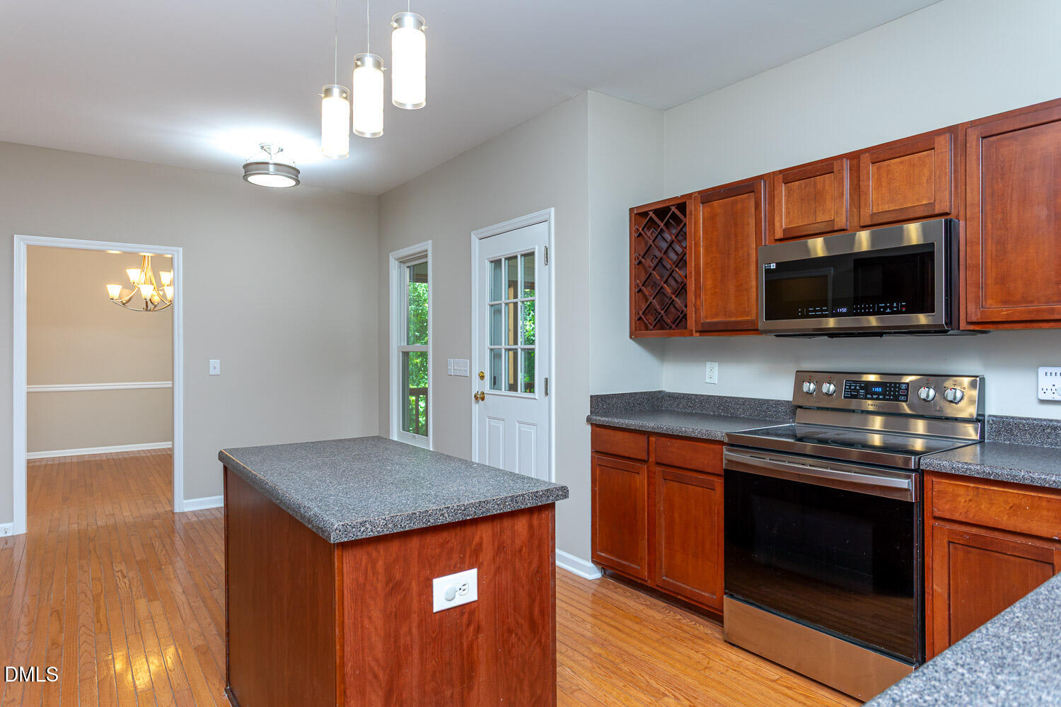 1324 Arbor Greene Drive Property Photo 16