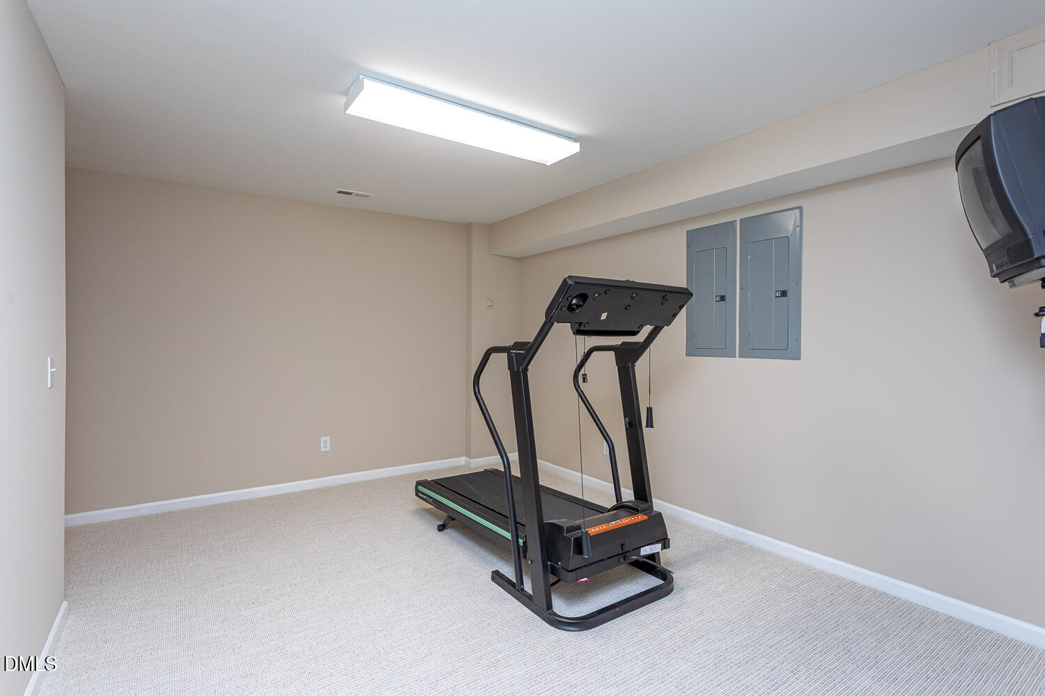 1324 Arbor Greene Drive Property Photo 43