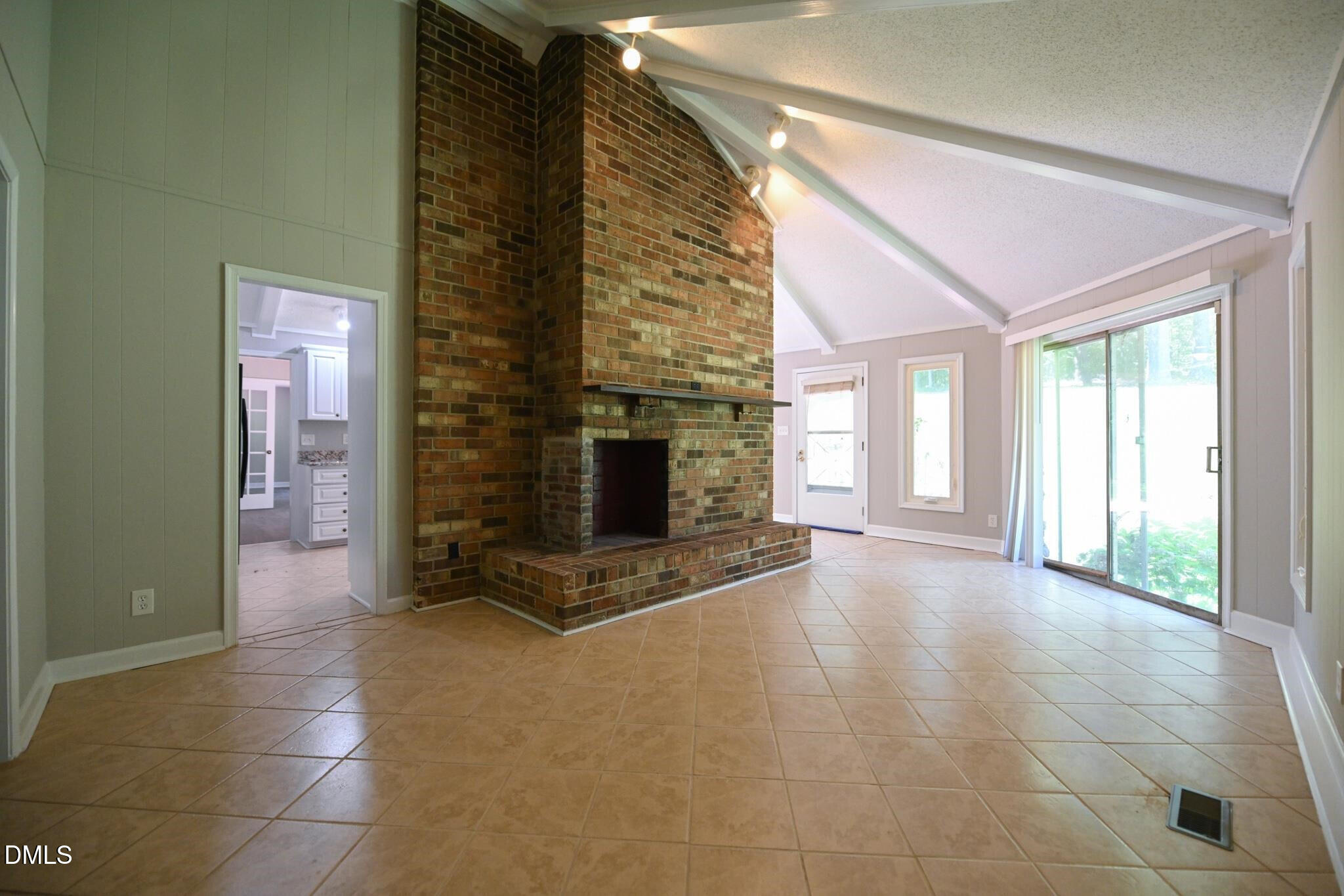 700 Fernwood Drive Property Photo 41