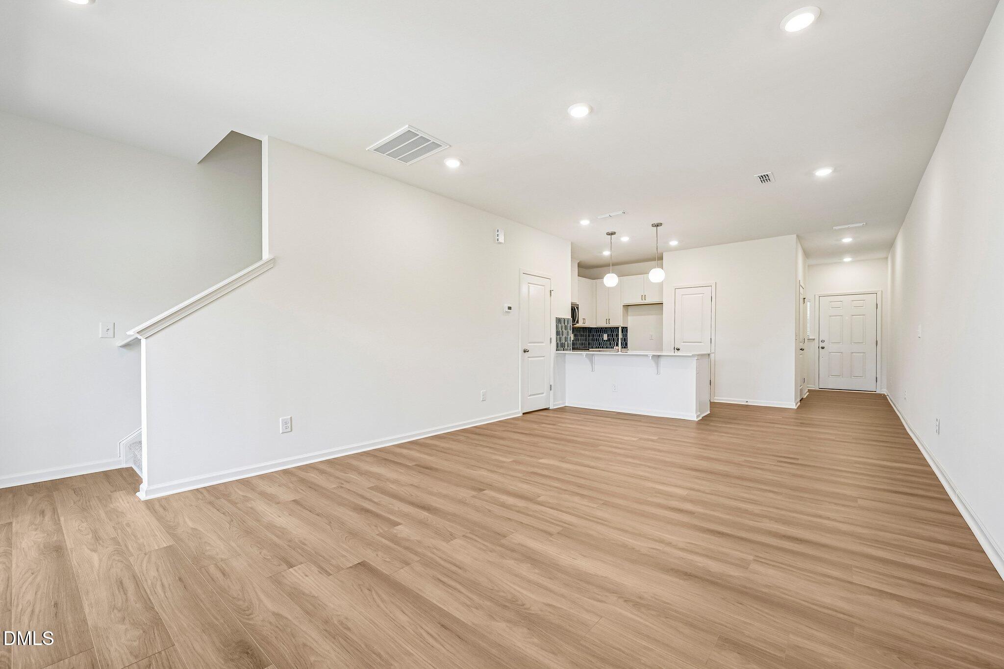 2044 Oakdale Drive Property Photo 11
