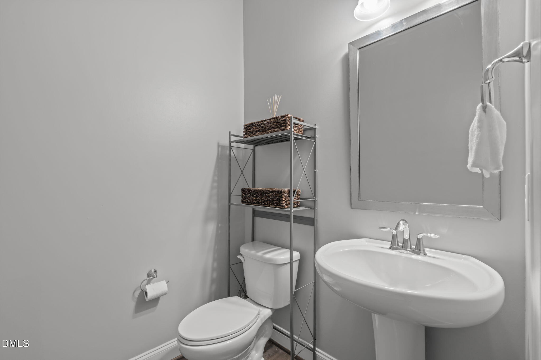 108 Tree Hill Lane Property Photo 15