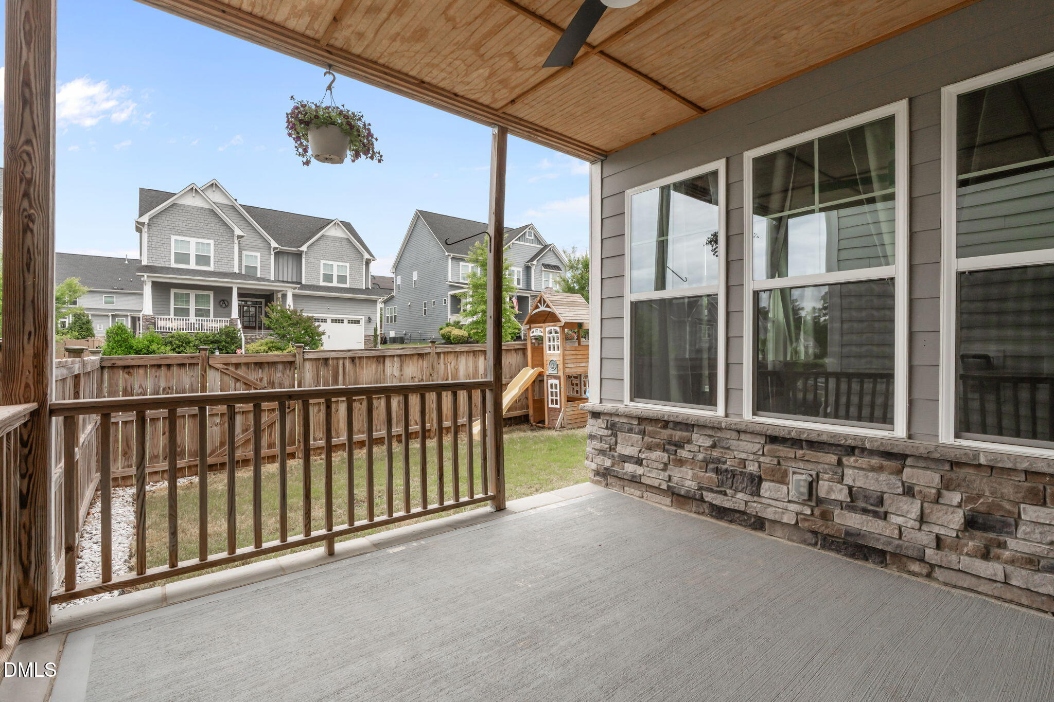 108 Tree Hill Lane Property Photo 31