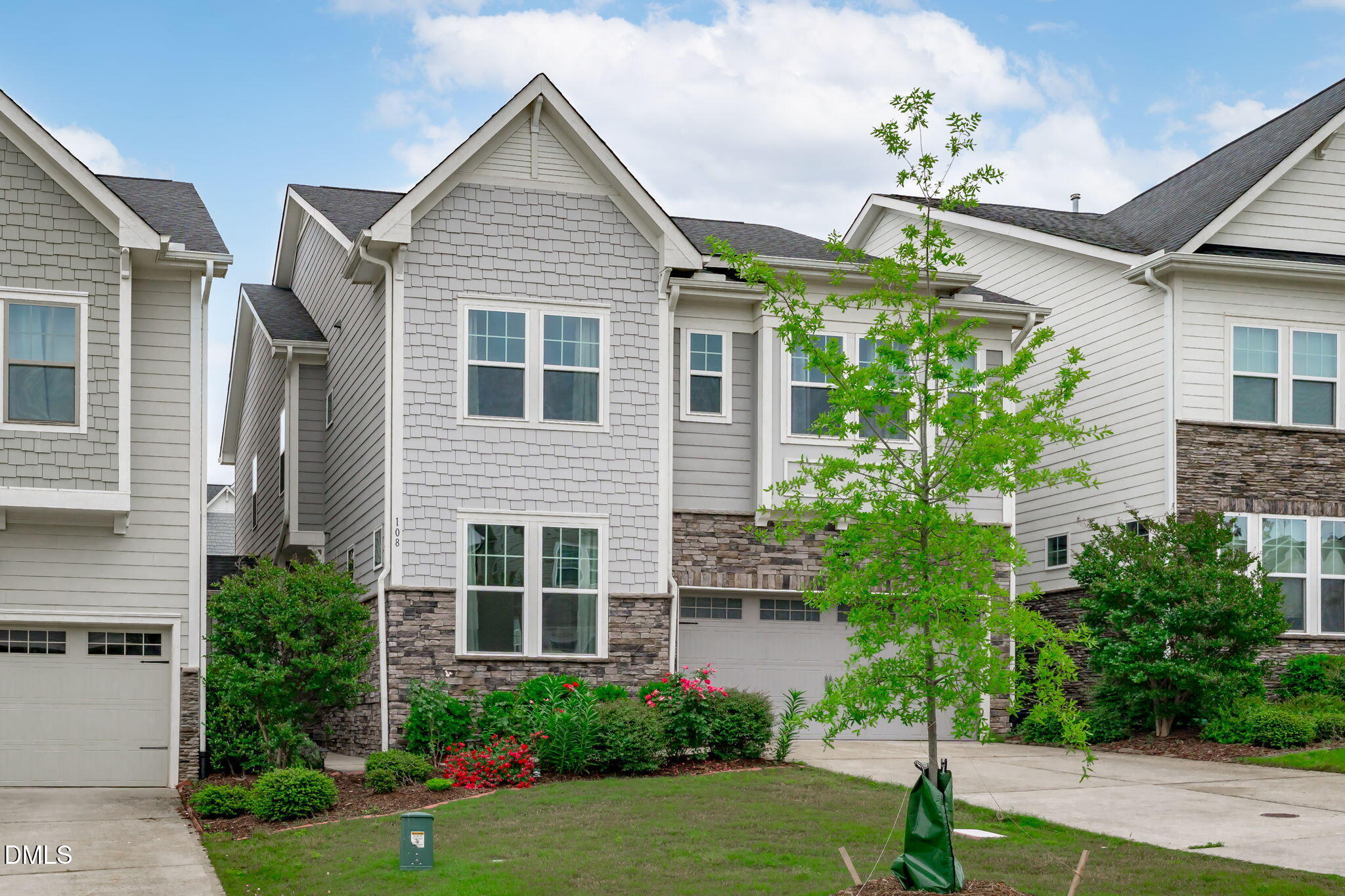 108 Tree Hill Lane Property Photo 33