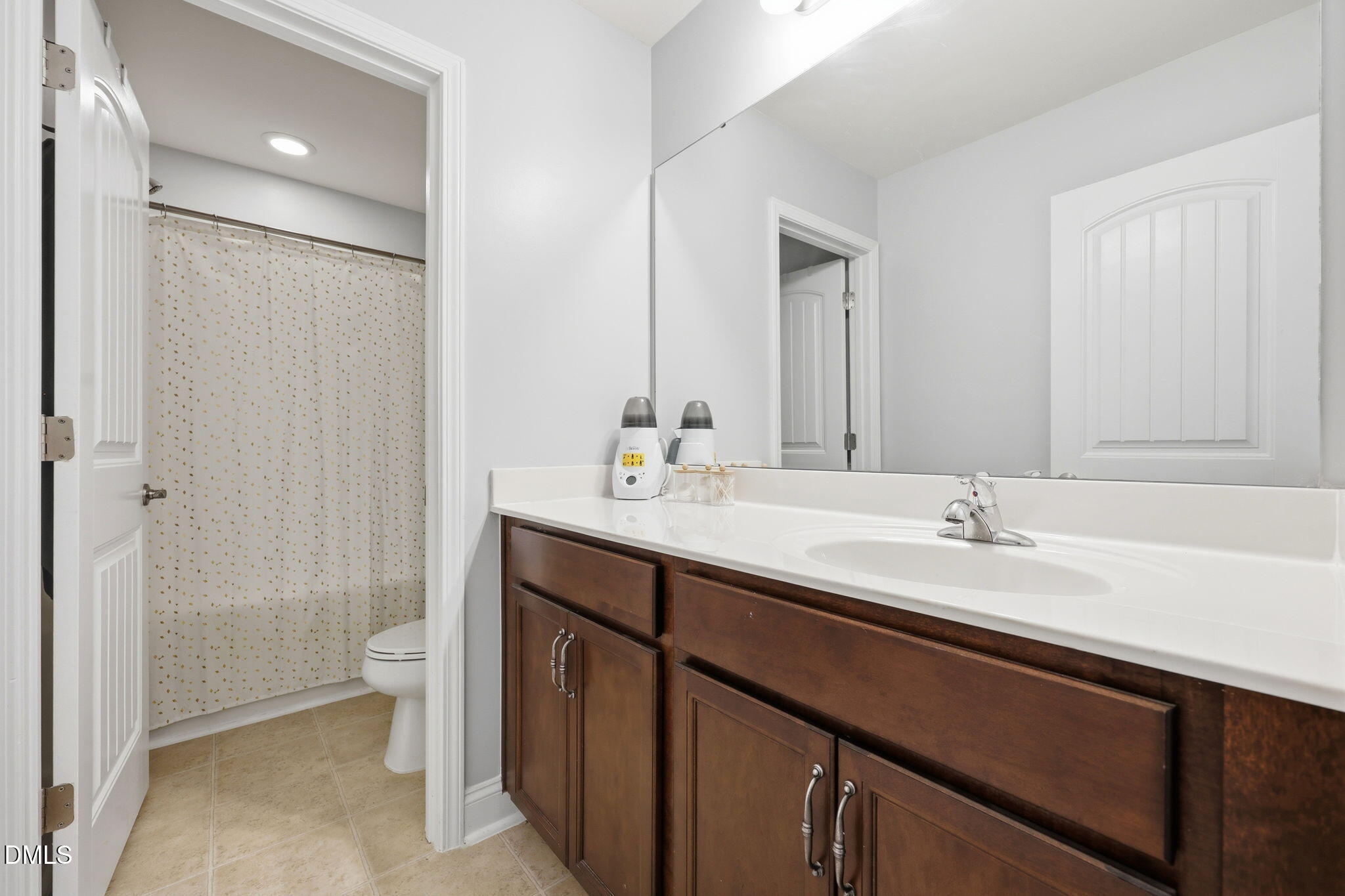 539 River Dell Townes Avenue Property Photo 23