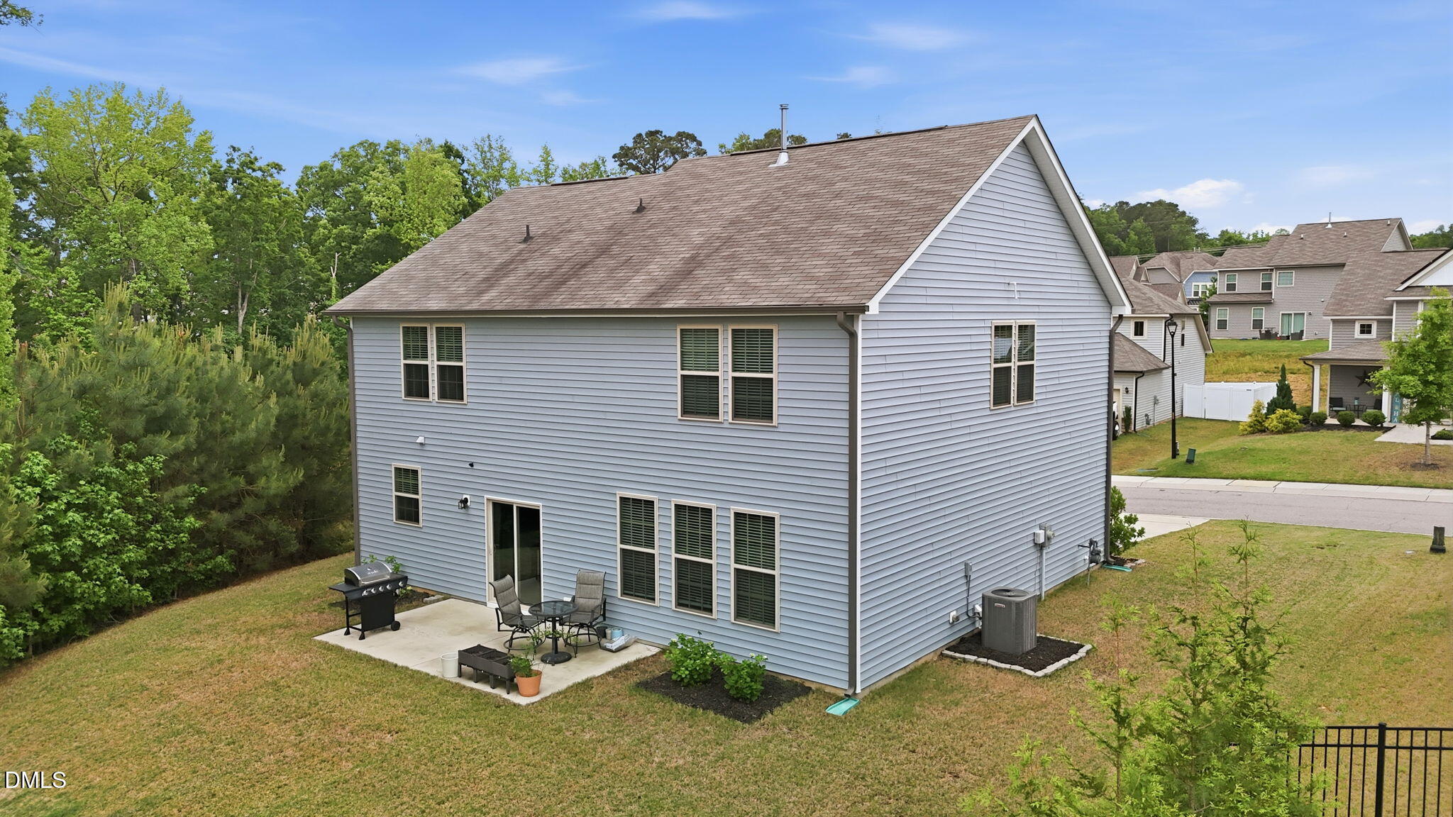 539 River Dell Townes Avenue Property Photo 32