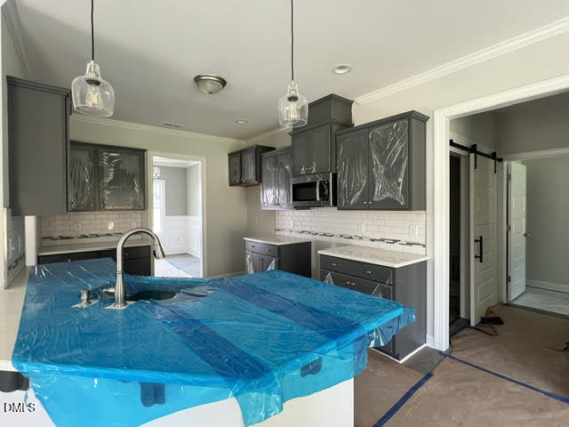 111 Lynn Lane Property Photo 3